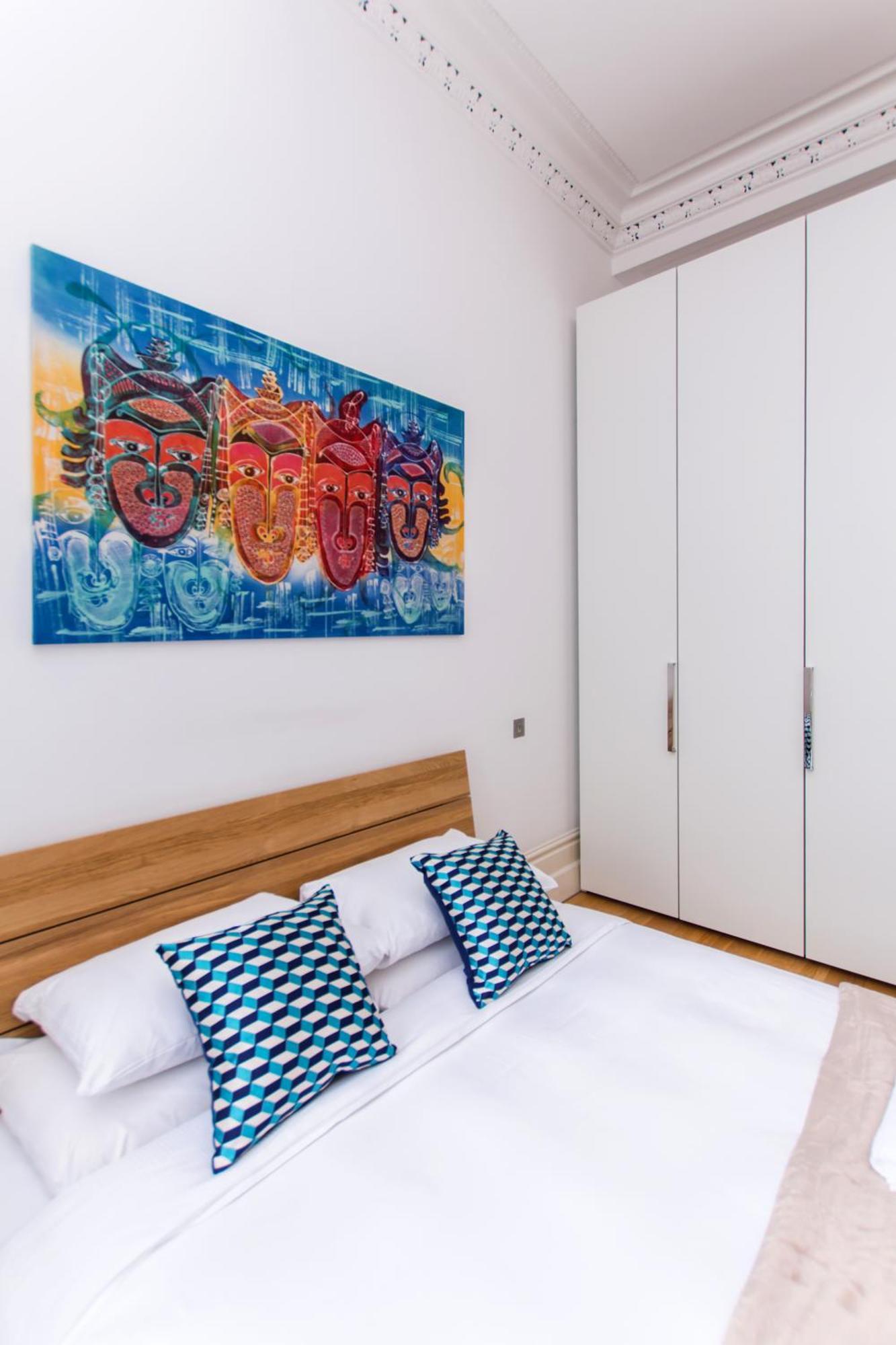 Unique Bright With Private Balcony Londen
