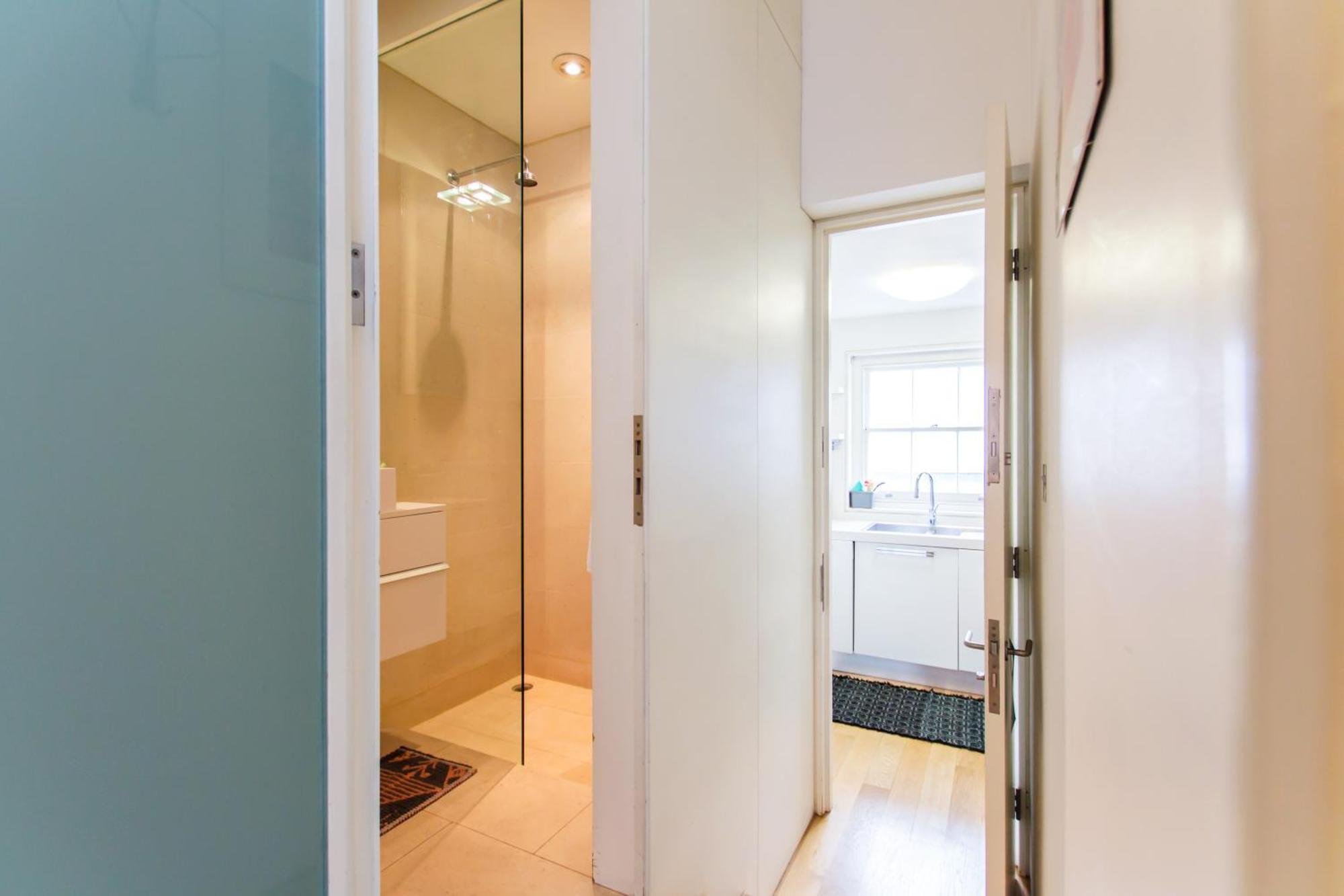 Unique Bright With Private Balcony * Londen