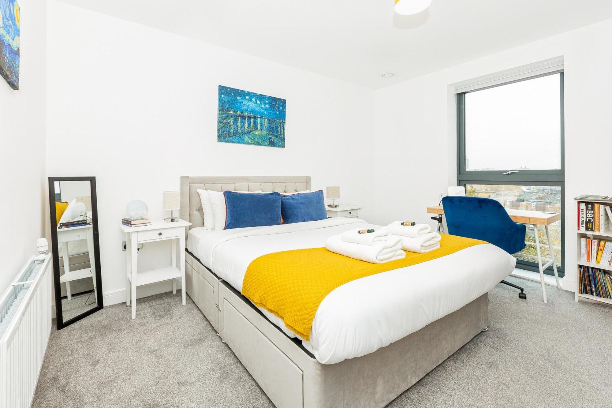 Modern 1br With Balcony & View, Wandsworth * London