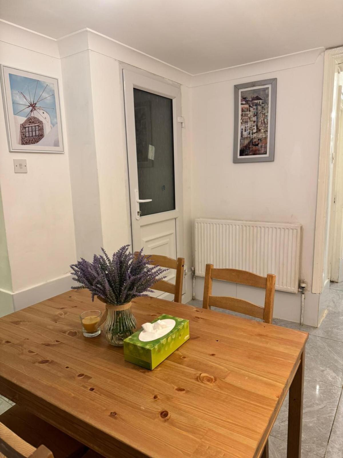 Cozy 2-bedroom Retreat In Kilburn Sf8 Apartment