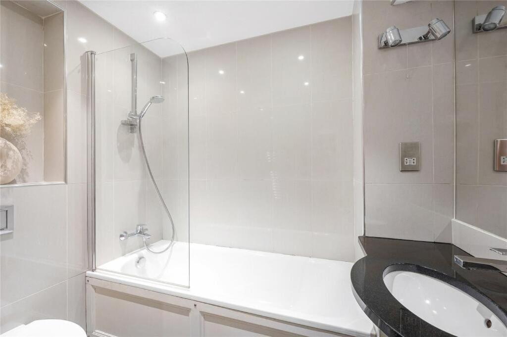 Great Location Chelsea Edition * Londra