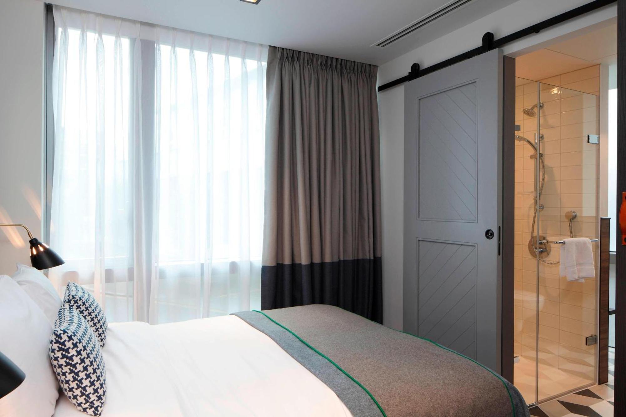 By Marriott Bridge 4*