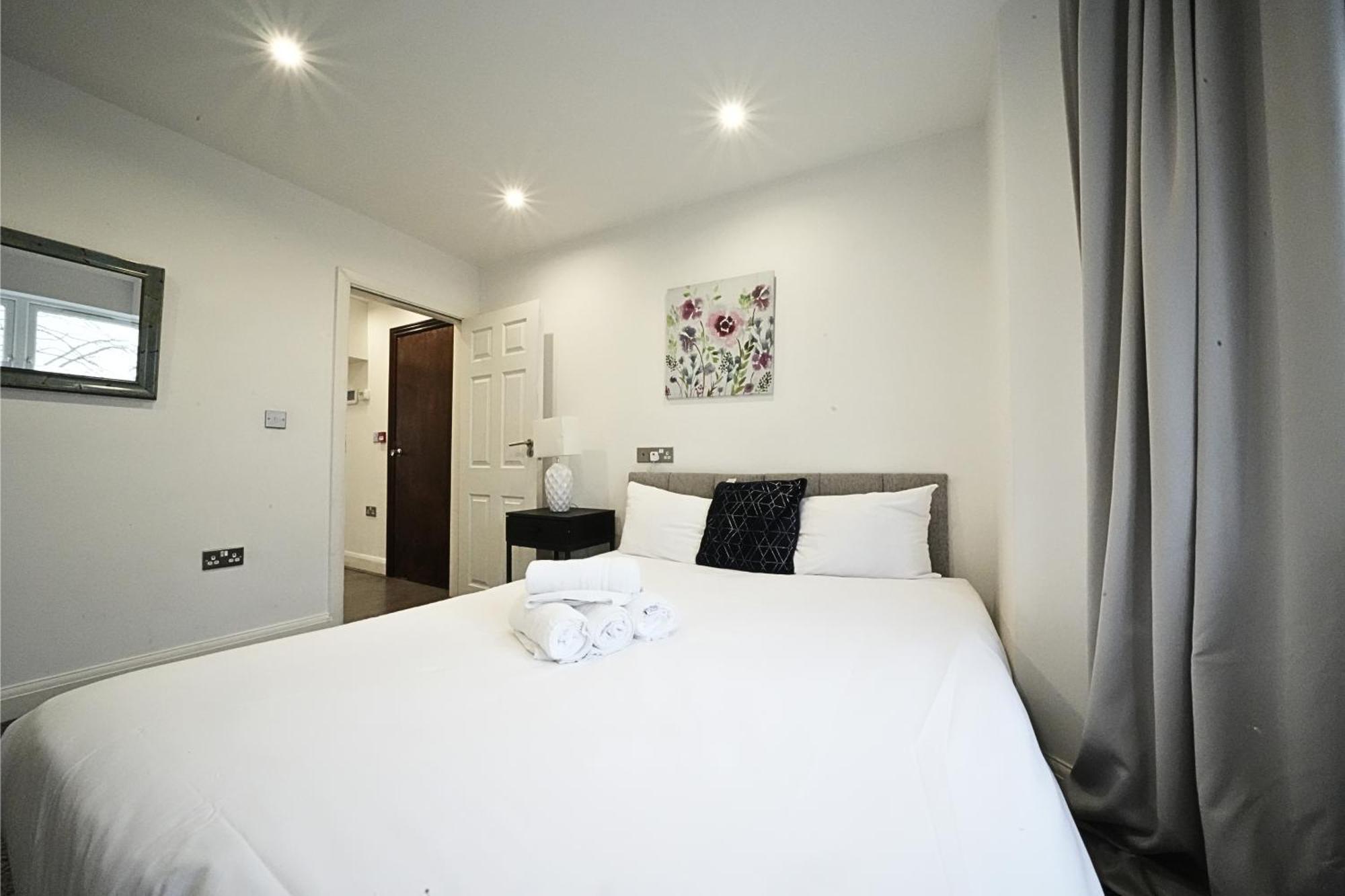 Appartamento Hatton Heathrow Airport- Free Parking-free Underground To And From Heathrow Airport Hatton Cross Picture-see Fast Hatton Cross To 30min *