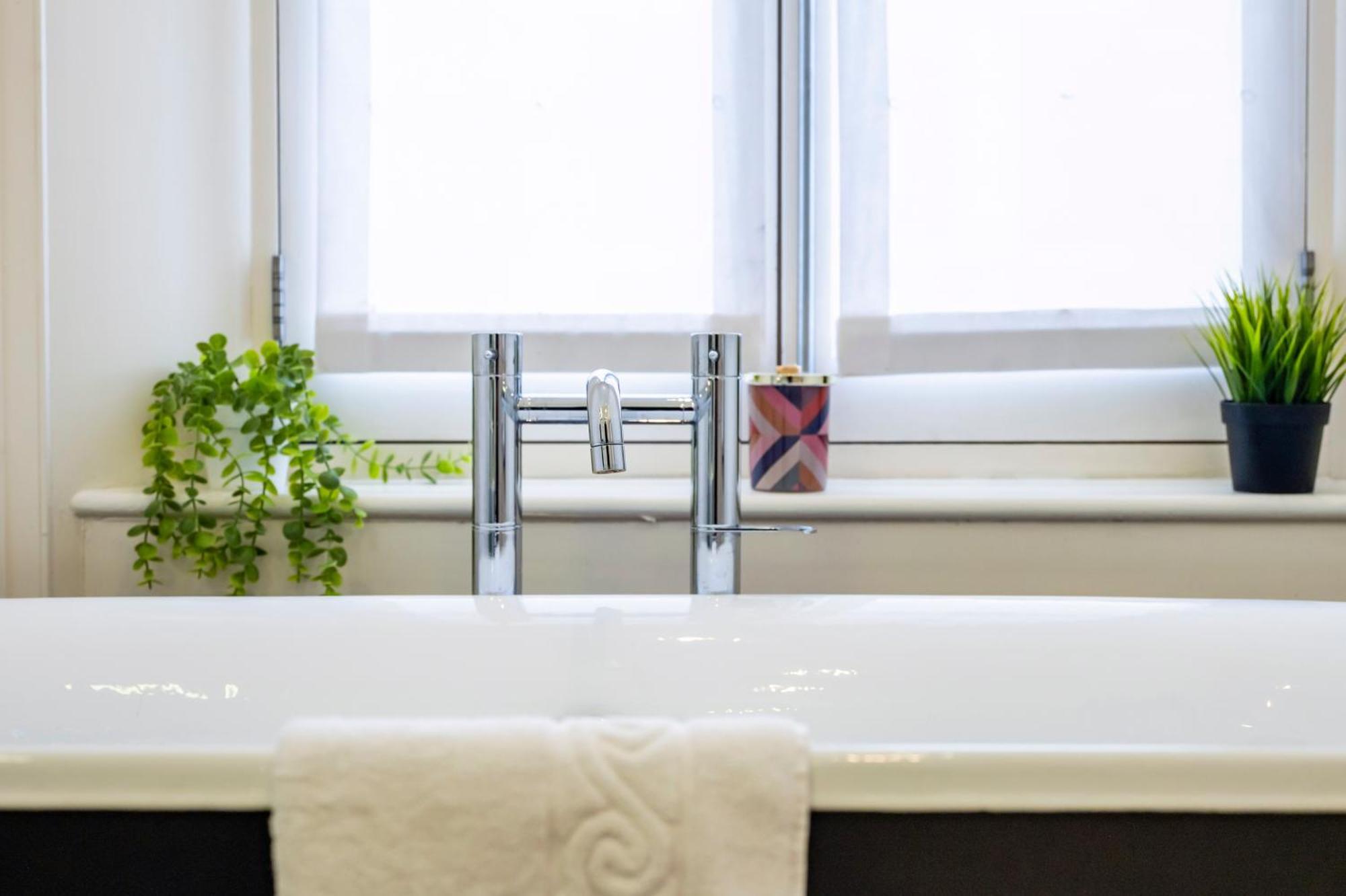 Welcome Mayfair Apartment *