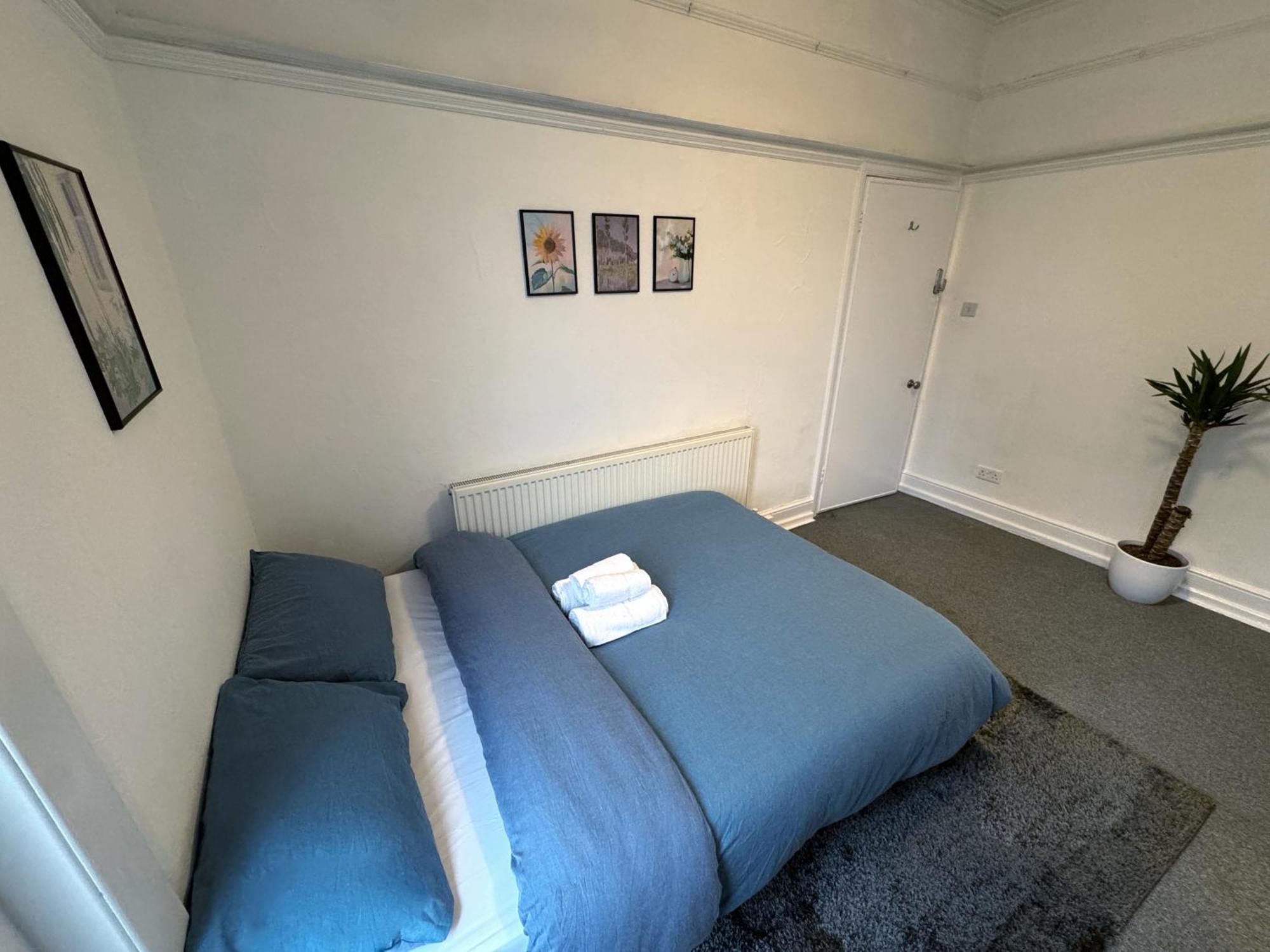 Cosy Double A Stones Throw From Wembley Stadium Pensionat