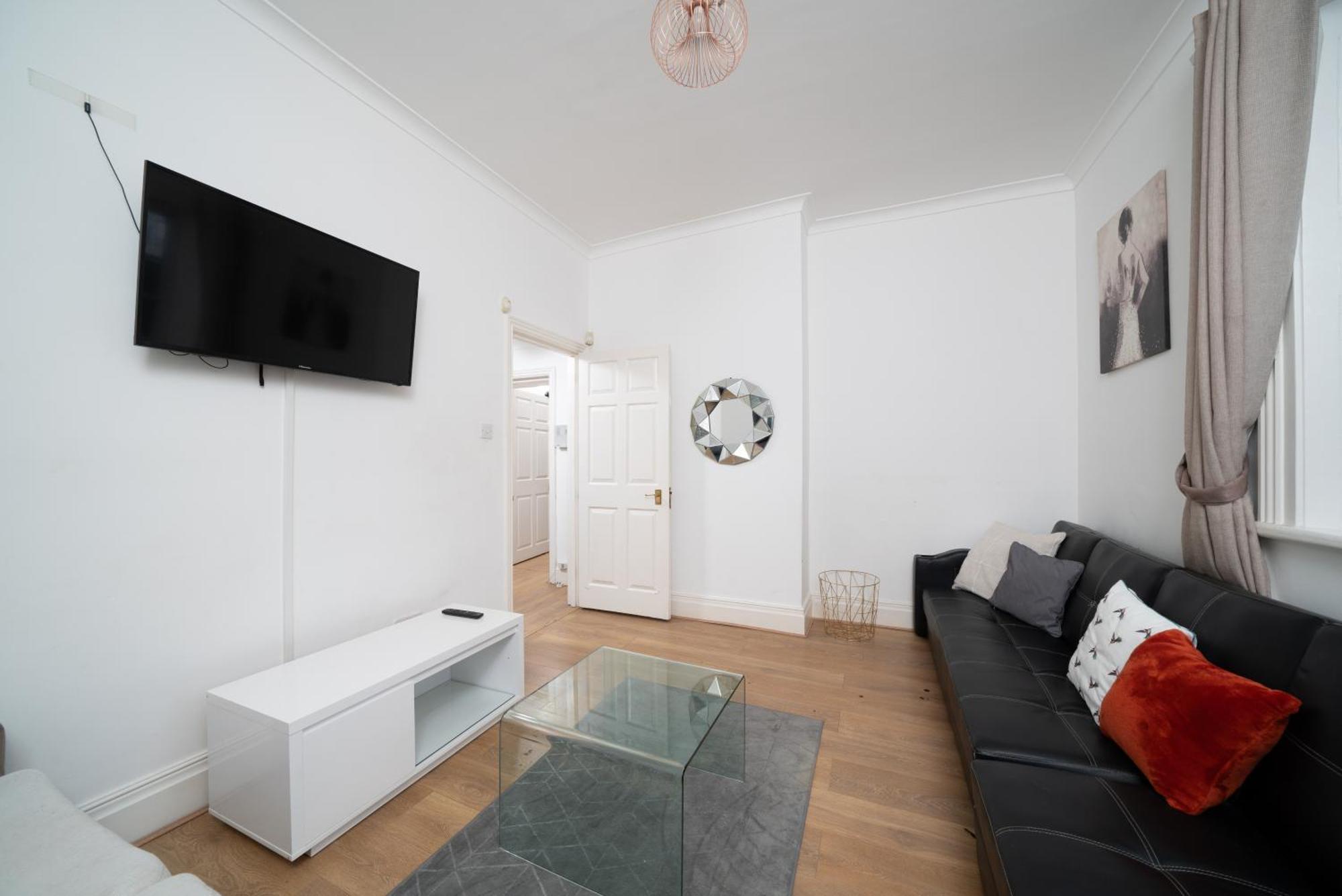 Appartement Canary Wharf - Spacious Near Excel Exhibition Centre, O2 Arena, Airport, Free Parking & Wifi Londres