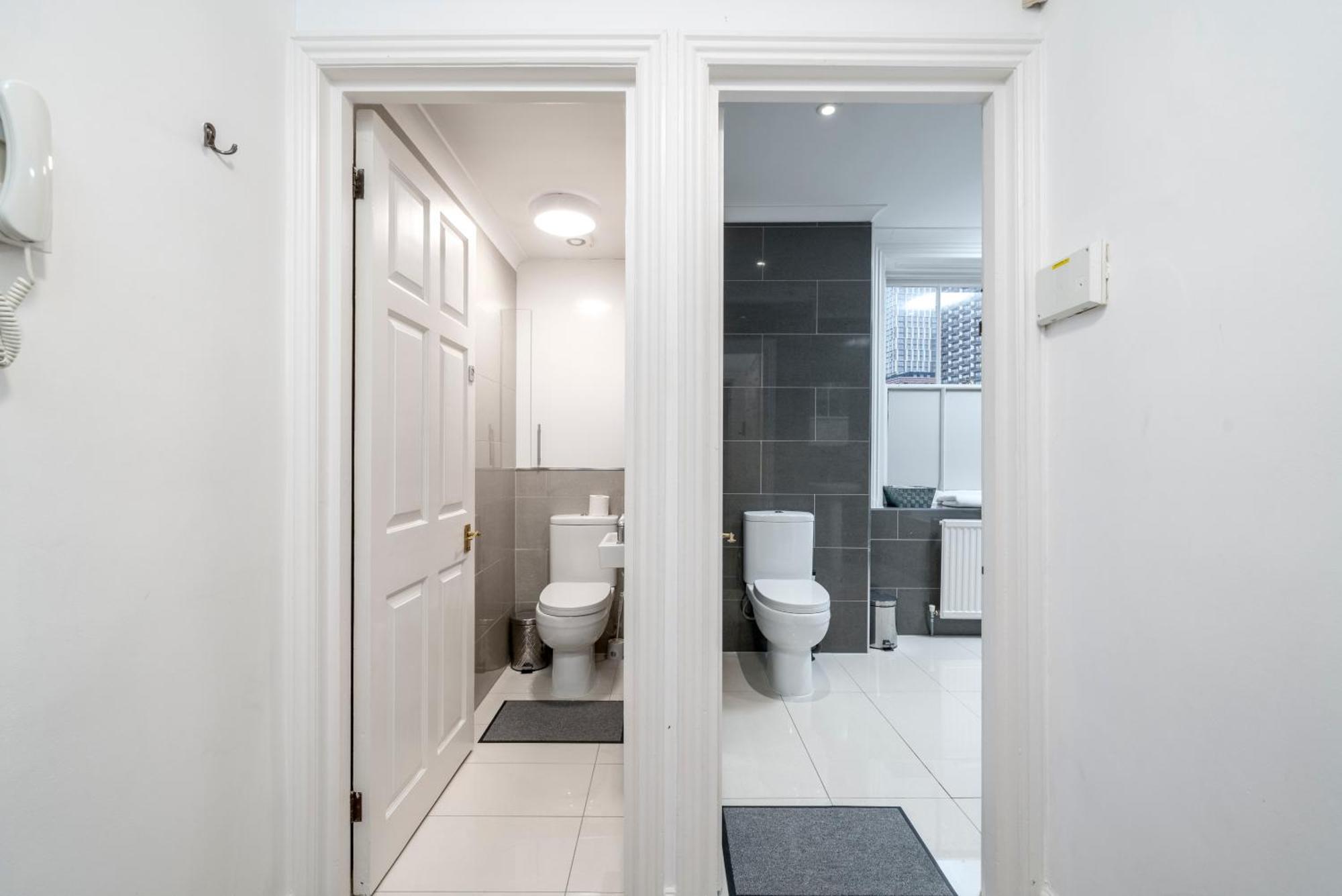 Canary Wharf - Spacious Near Excel Exhibition Centre, O2 Arena, Airport, Free Parking & Wifi Appartement Londres