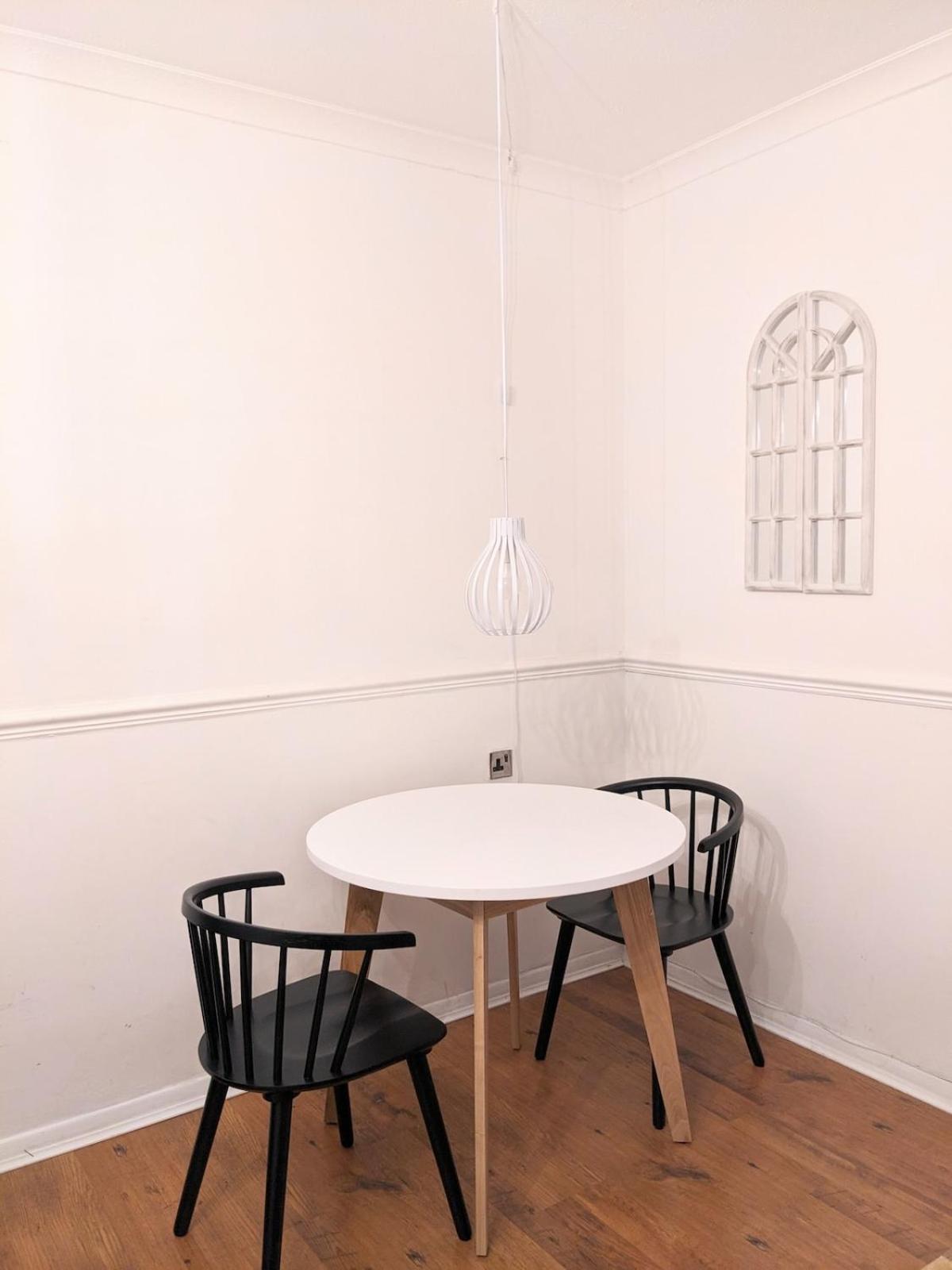 Amazing Flat 1 Bed With Sofa Bed In Paddington Lägenhet London