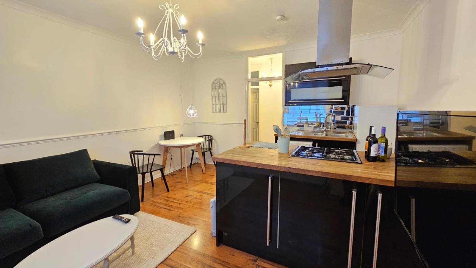 Leilighet Amazing Flat 1 Bed With Sofa Bed In Paddington London