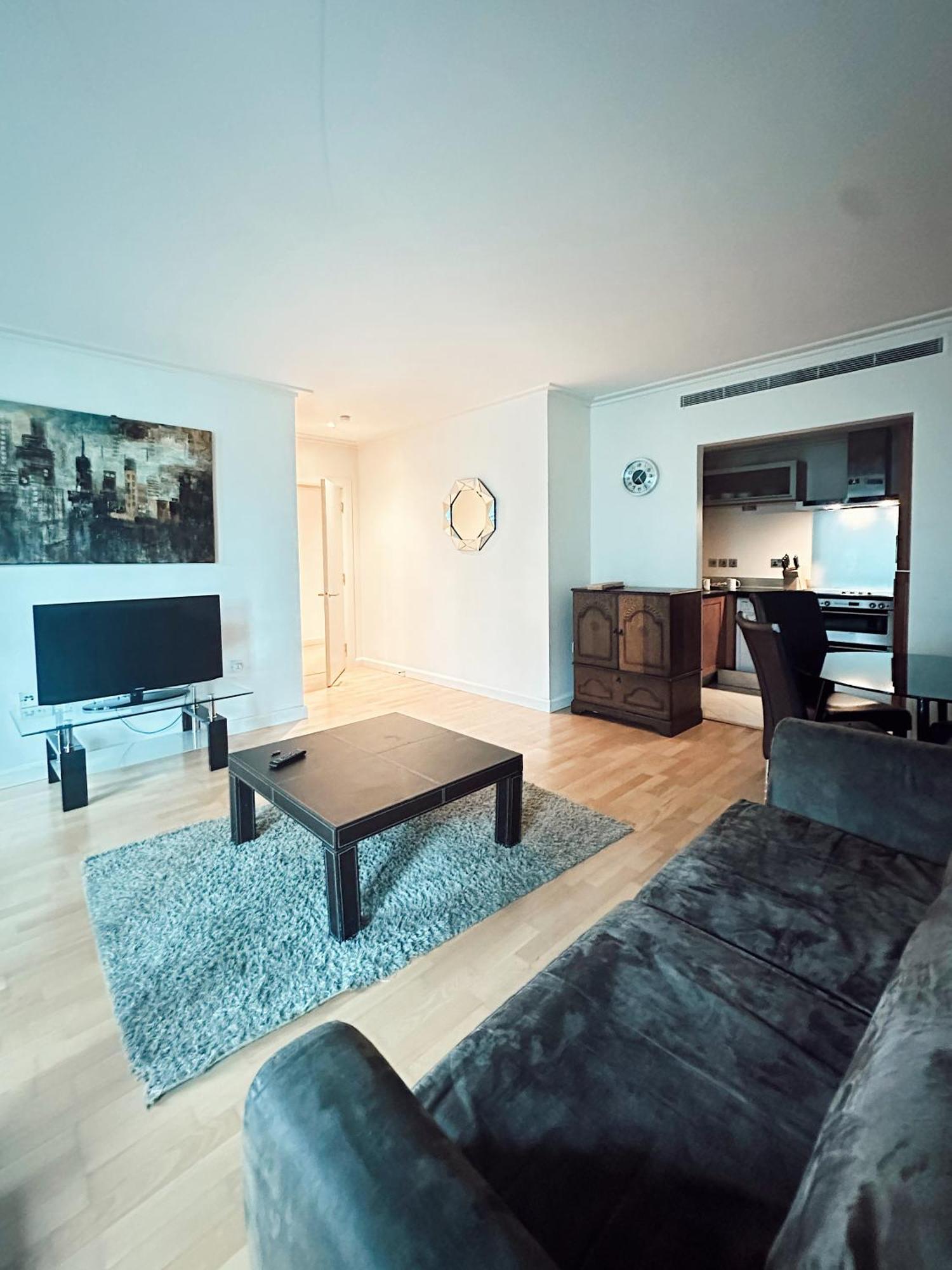 Modern 2bed-2bath Leilighet *