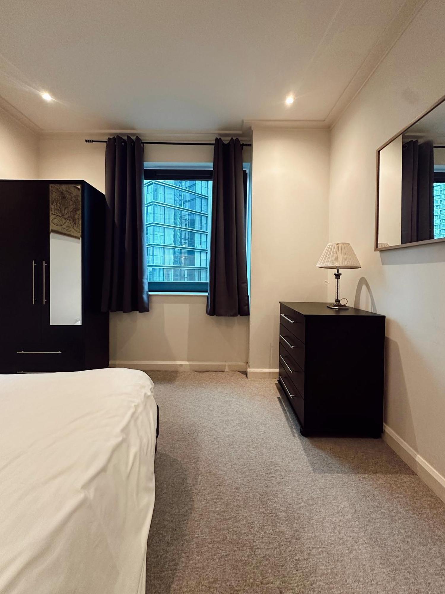 Modern 2bed-2bath Leilighet