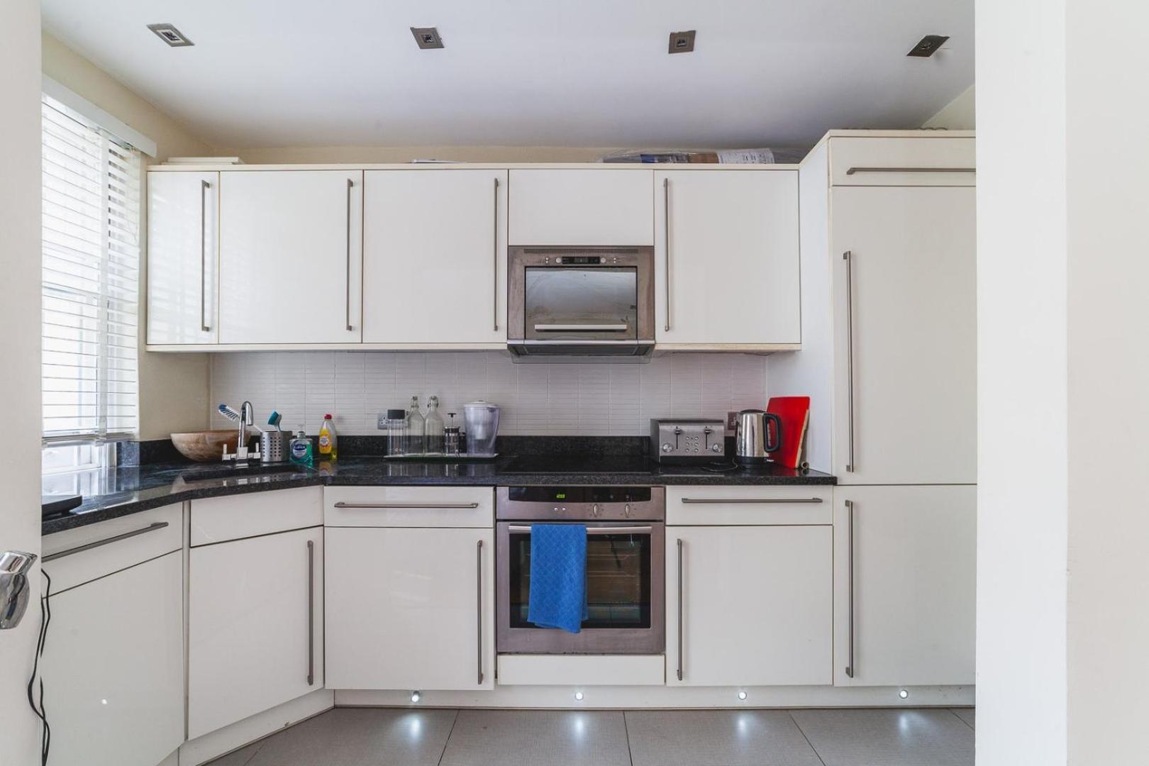 Charming Notting Hill Flat Near Portobello Apartment