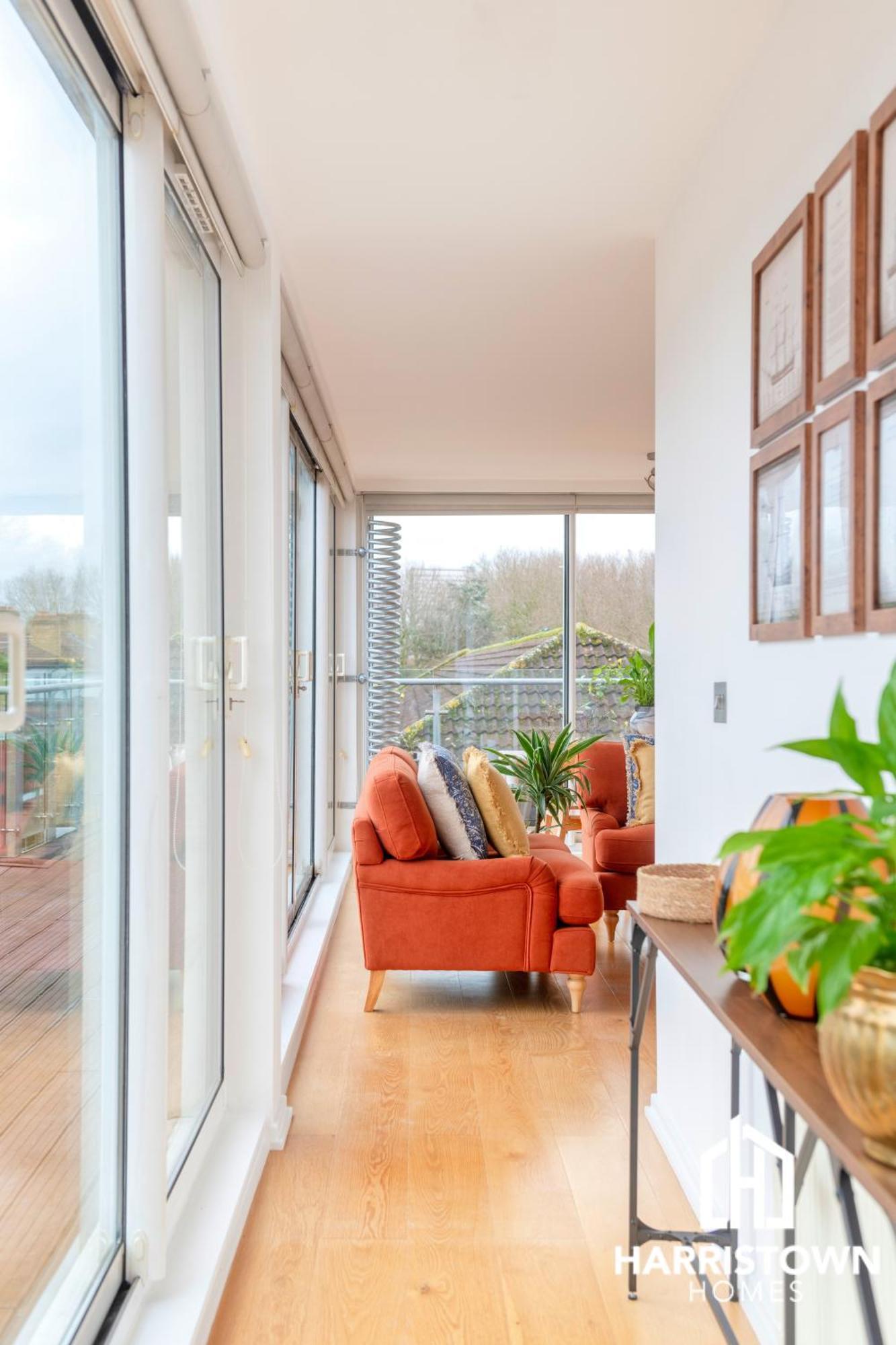 2 Bed Penthouse In Canada Water With Huge Balcony & Canary Wharf View Apartment *