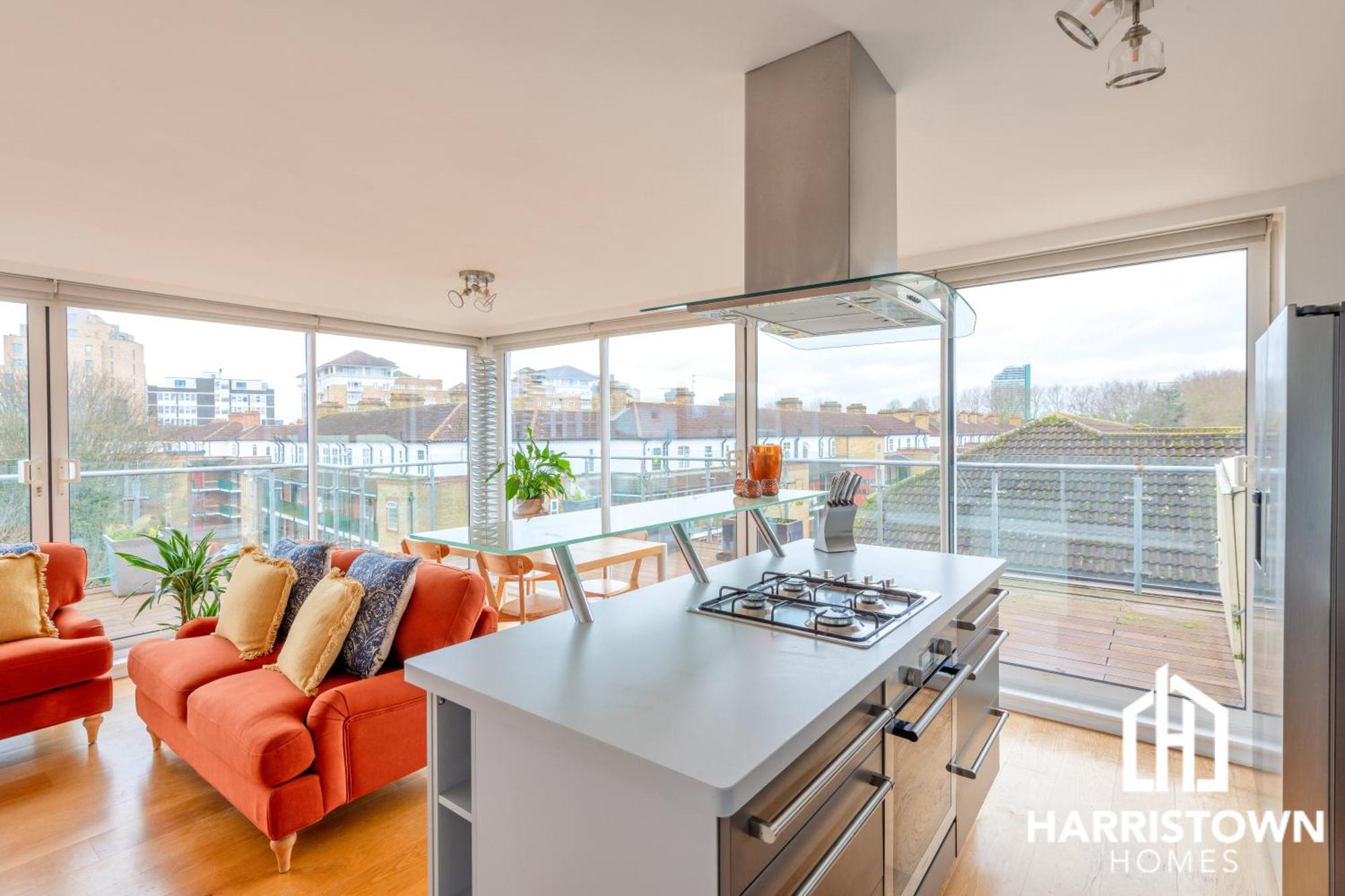 2 Bed Penthouse In Canada Water With Huge Balcony & Canary Wharf View