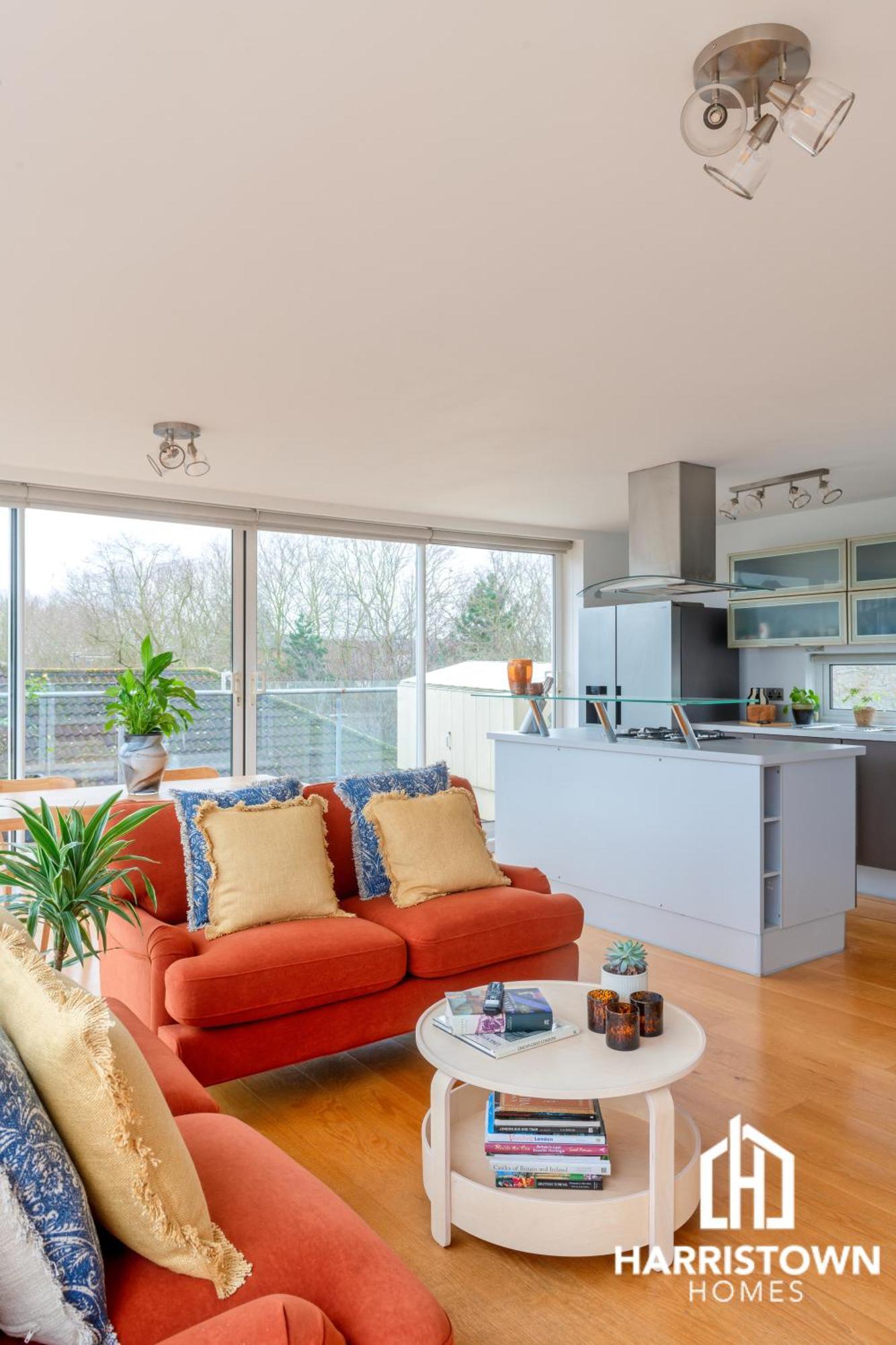 Apartment 2 Bed Penthouse In Canada Water With Huge Balcony & Canary Wharf View London