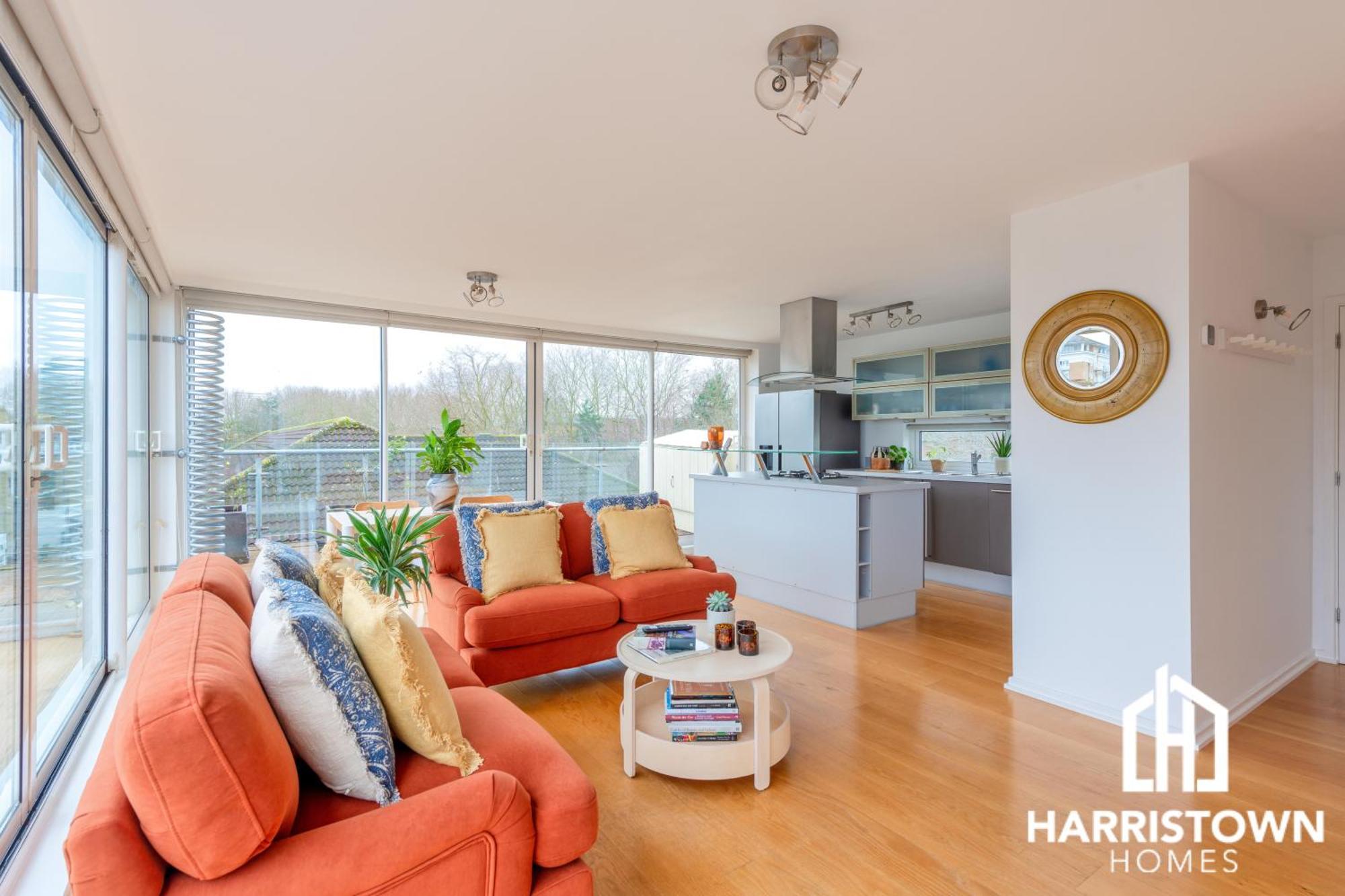 Apartment 2 Bed Penthouse In Canada Water With Huge Balcony & Canary Wharf View