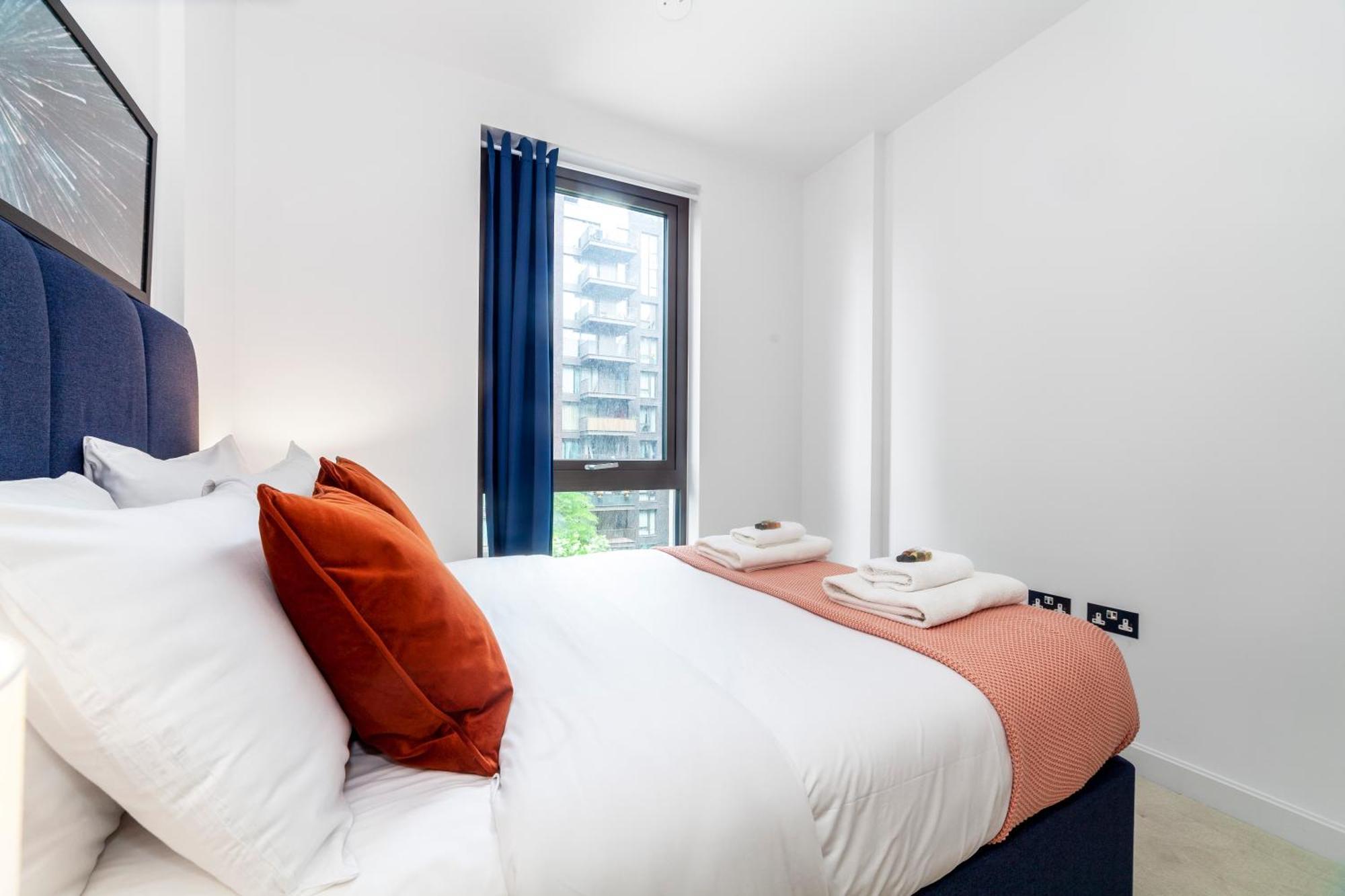 Lägenhet Gorgeous 2bdr Apartment, Communal Garden London