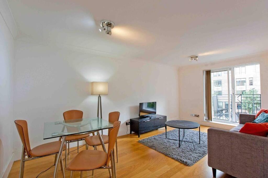 Cosy 1 Bed Globe View St Pauls Appartement