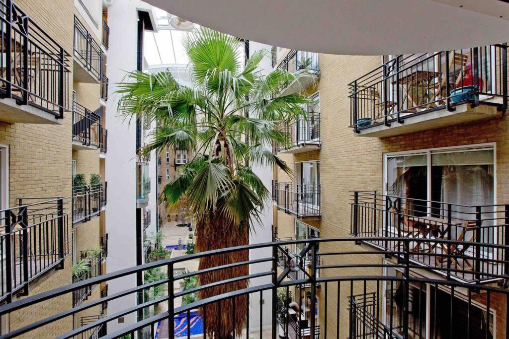 Cosy 1 Bed Globe View St Pauls Appartement