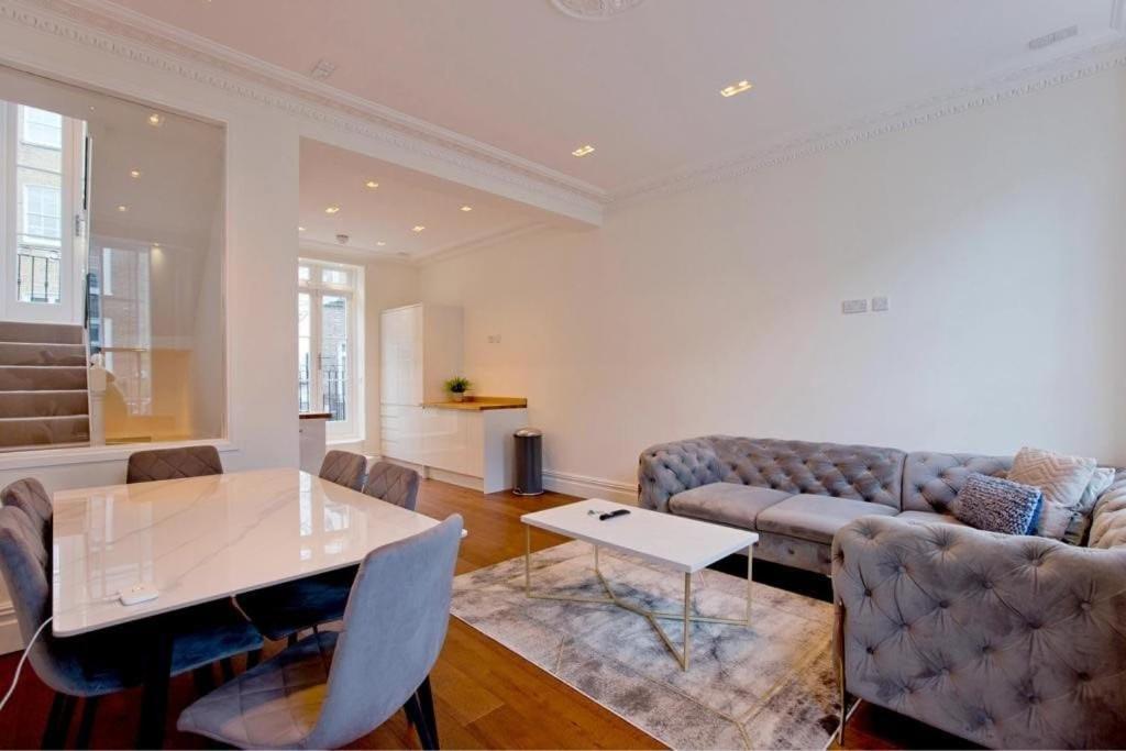 Charming Beau 2-bed Haven Near Harrods Apartment *