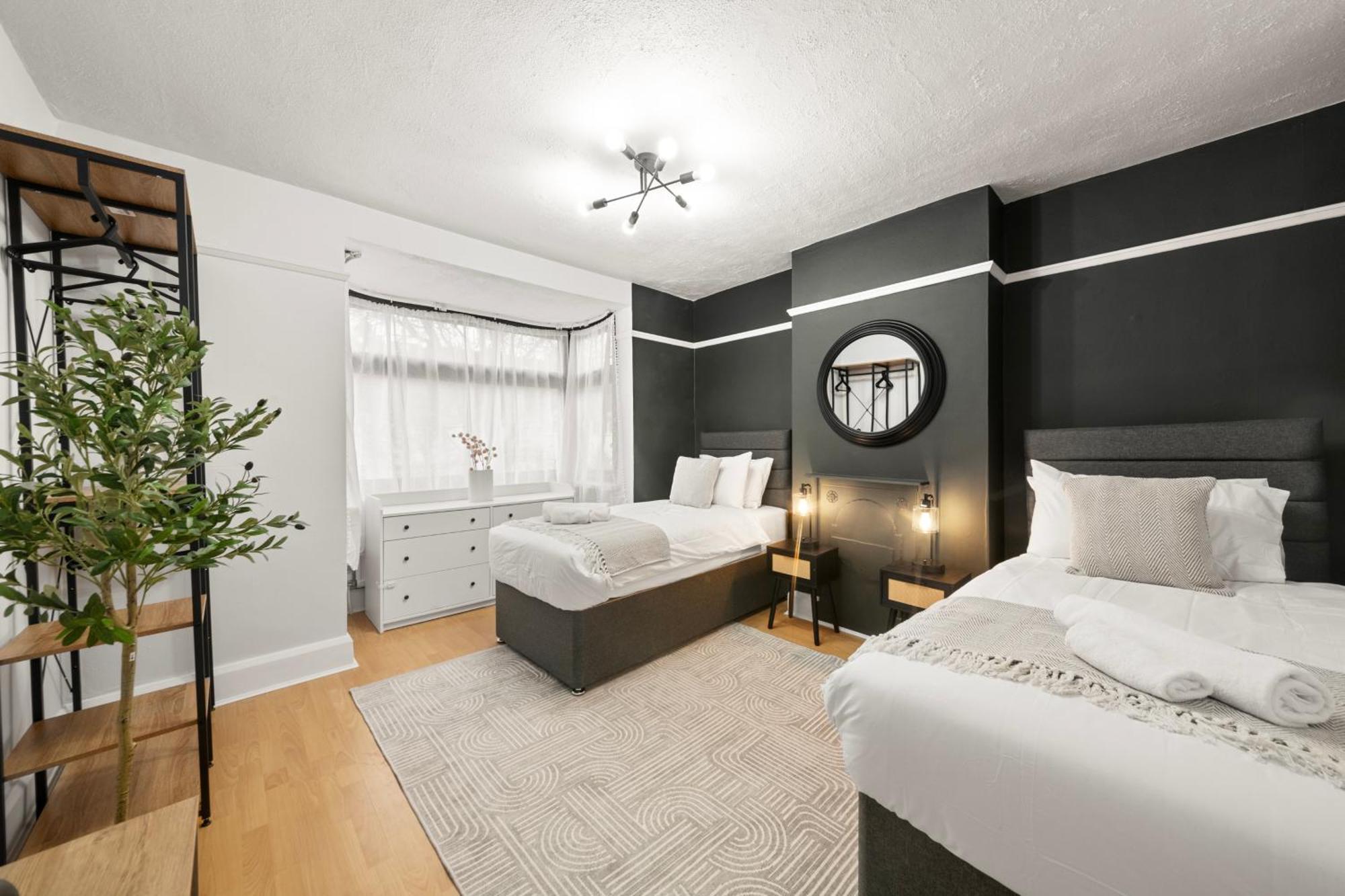 Spacious 4br, Sleeps 7, Garden, Free Parking *