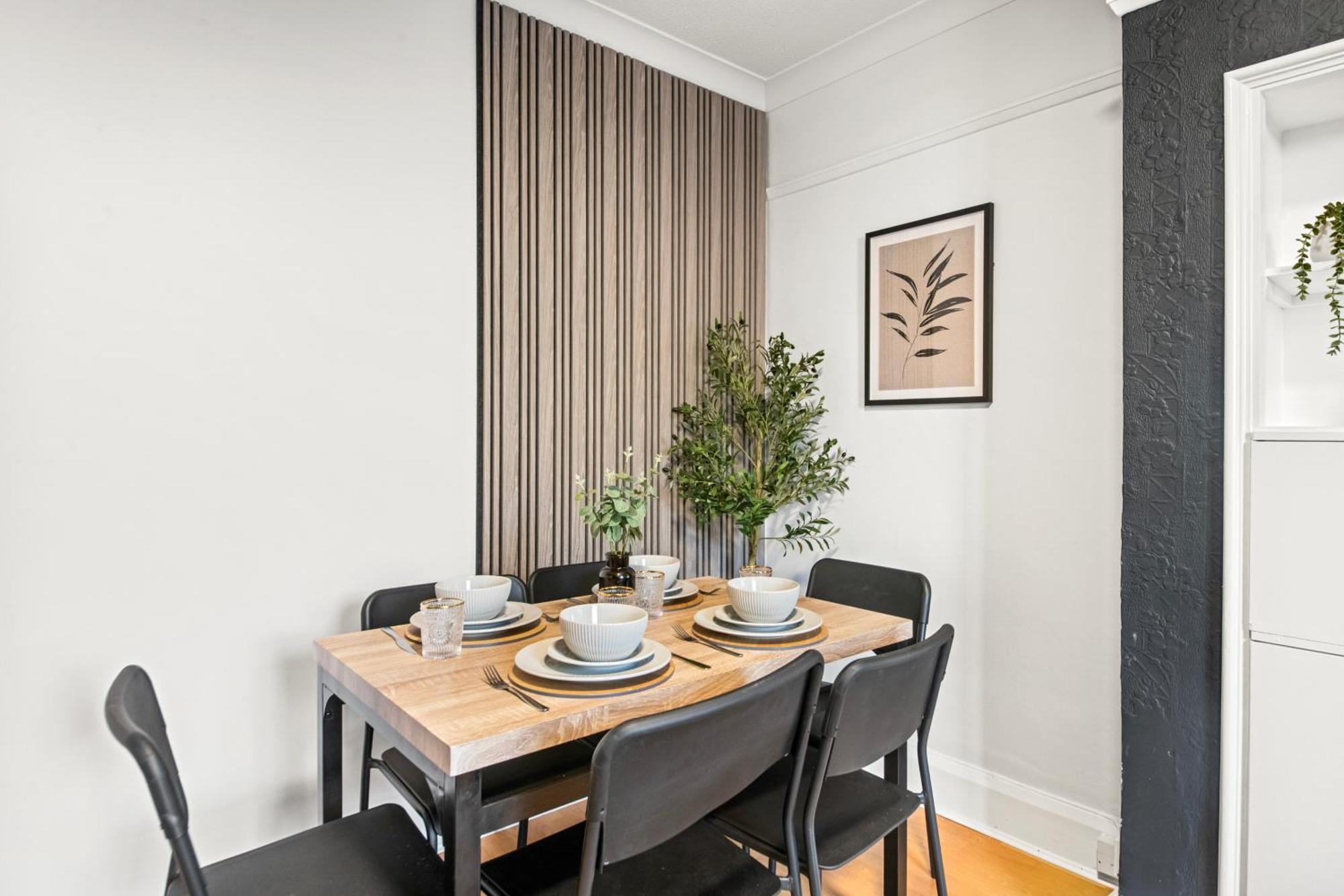 Spacious 4br, Sleeps 7, Garden, Free Parking *