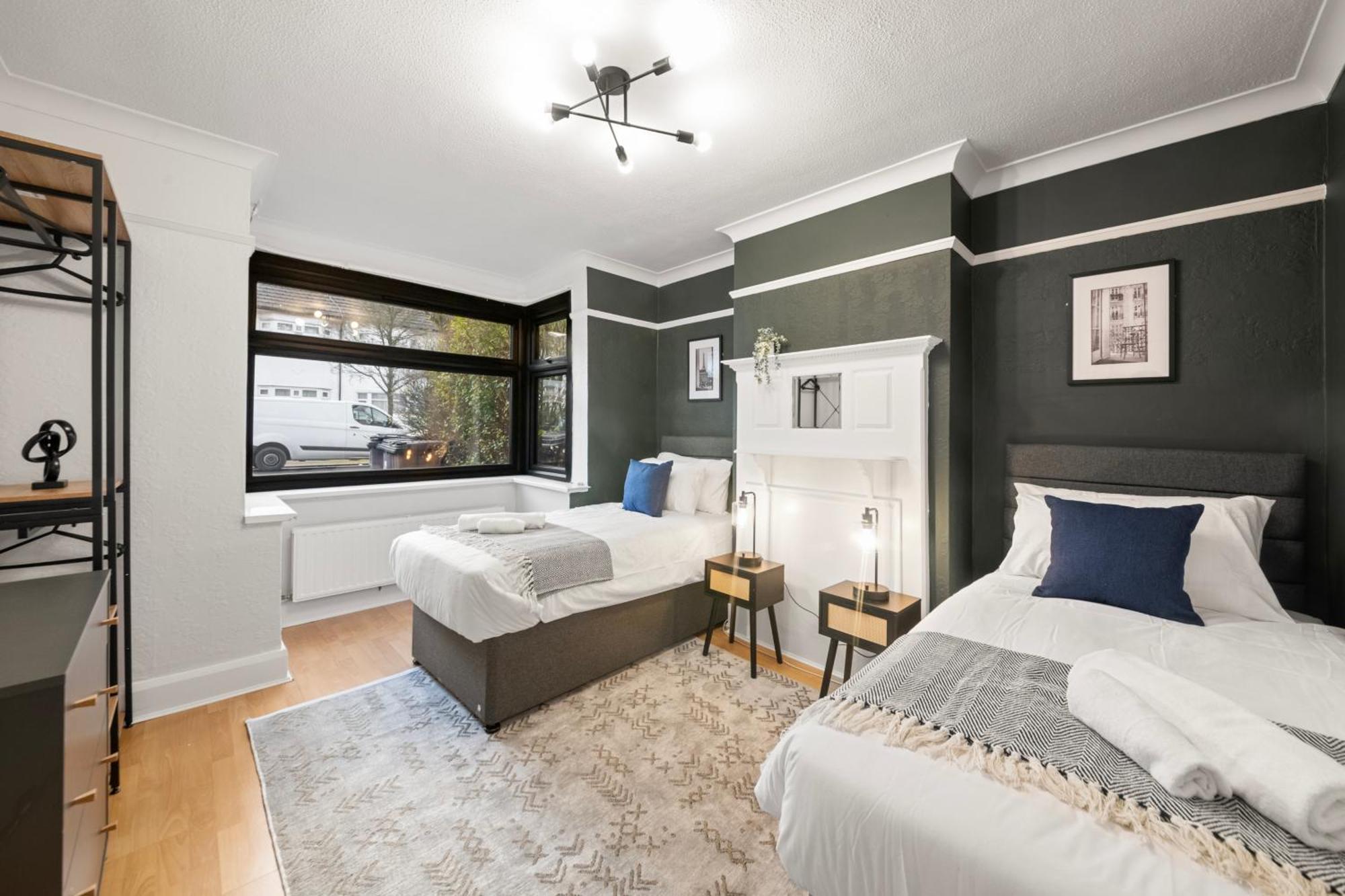 Apartment Spacious 4br, Sleeps 7, Garden, Free Parking