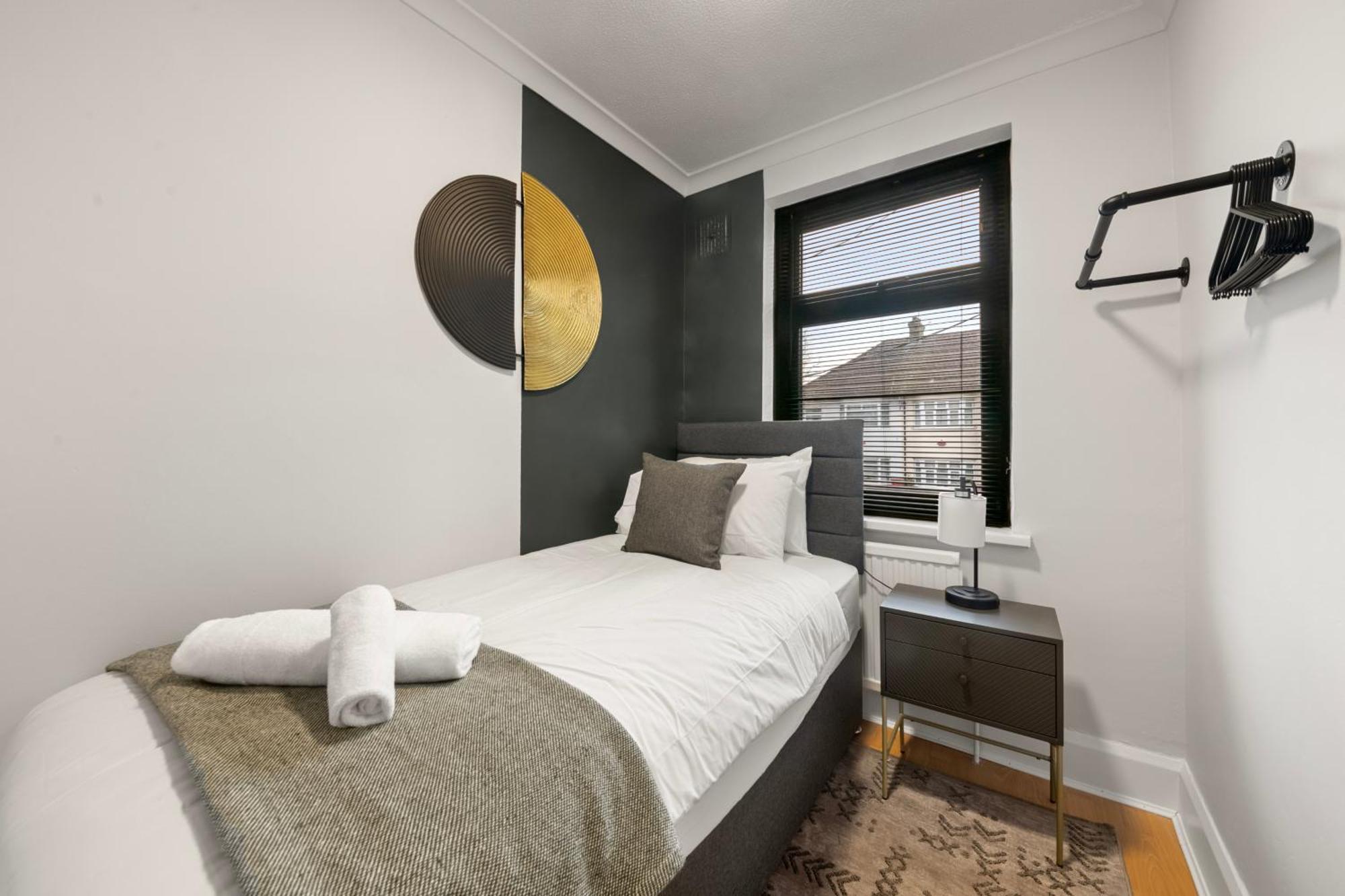 Spacious 4br, Sleeps 7, Garden, Free Parking * London