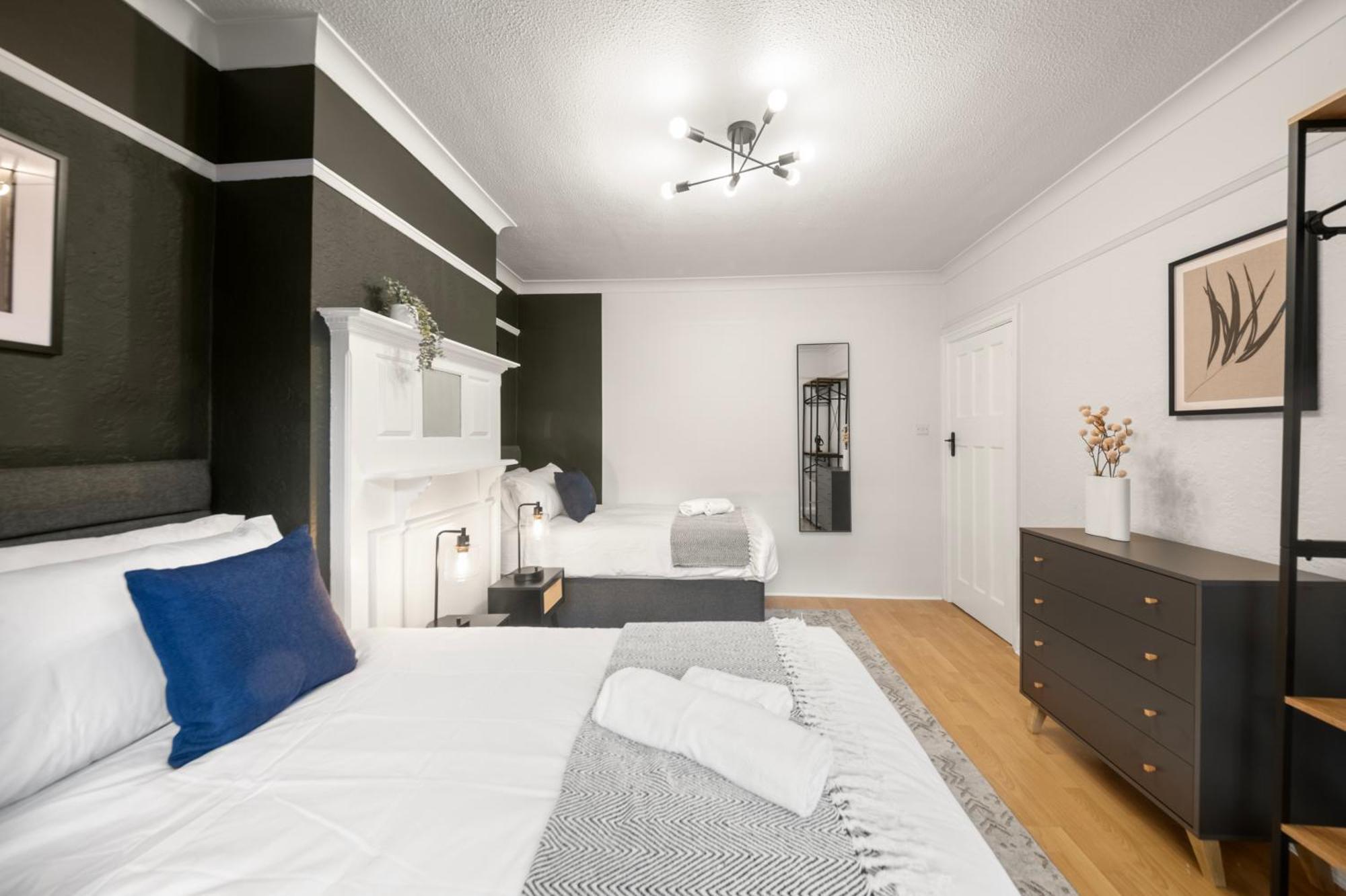 Spacious 4br, Sleeps 7, Garden, Free Parking *