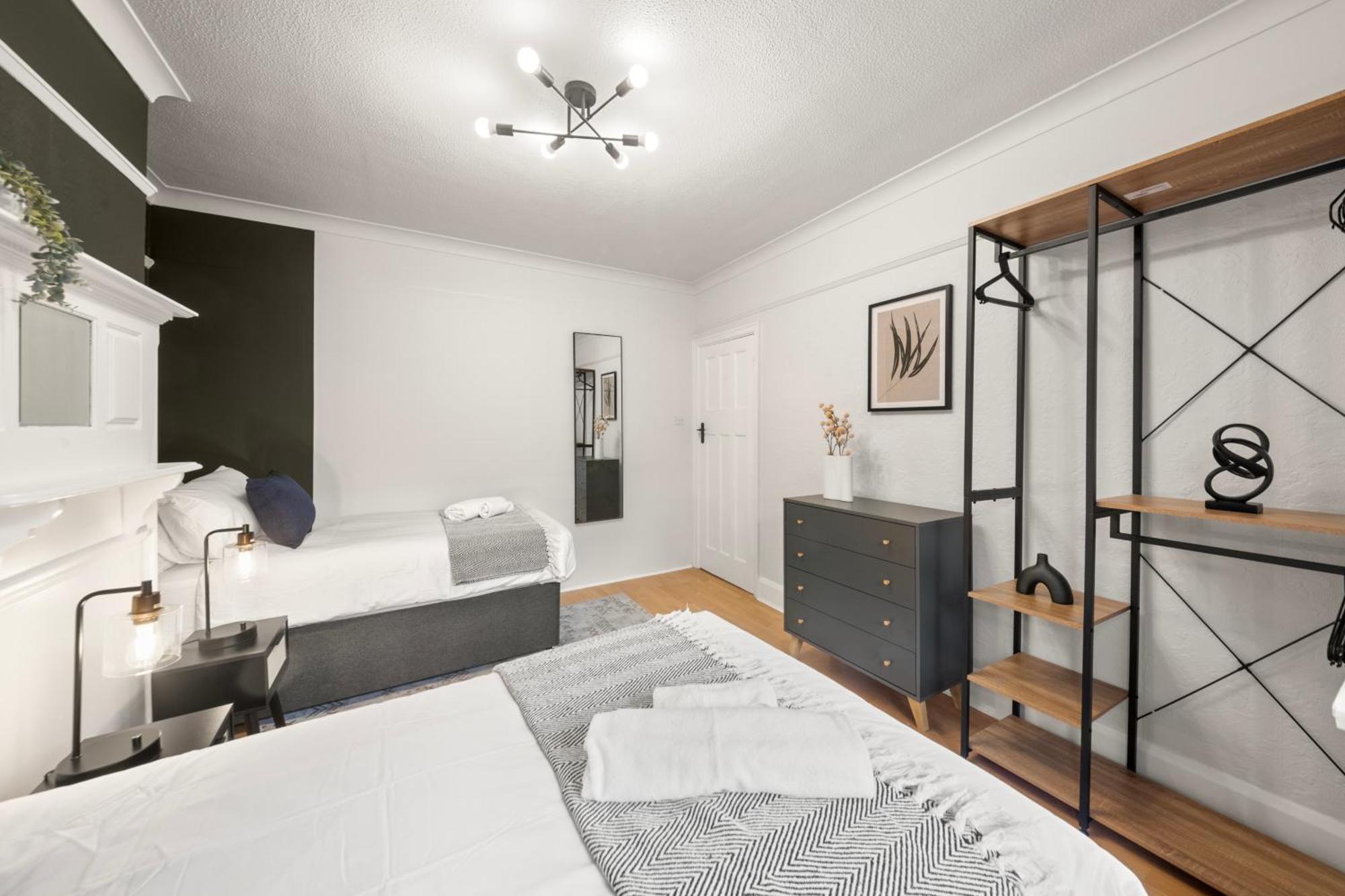 Spacious 4br, Sleeps 7, Garden, Free Parking London