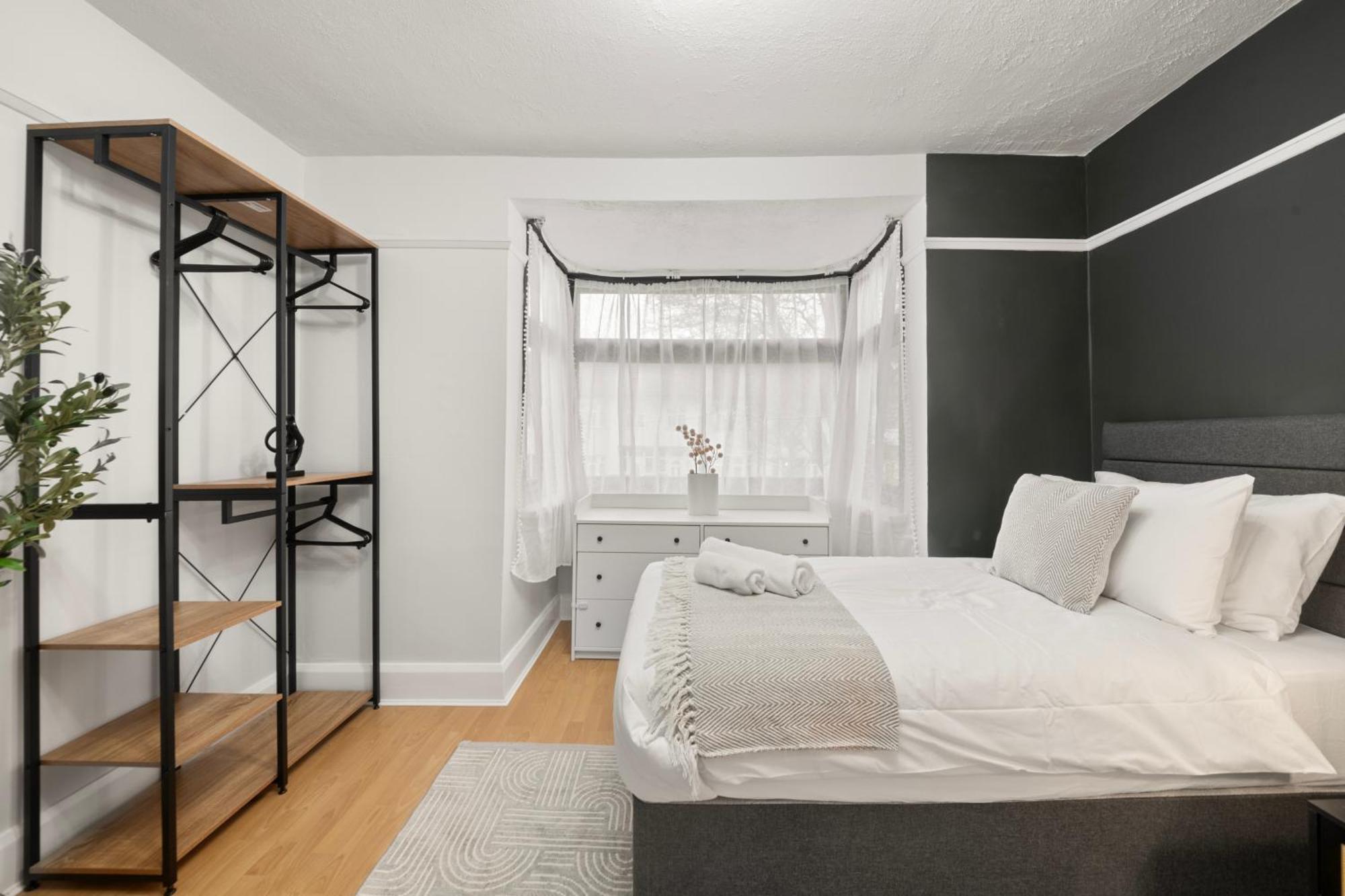 Spacious 4br, Sleeps 7, Garden, Free Parking