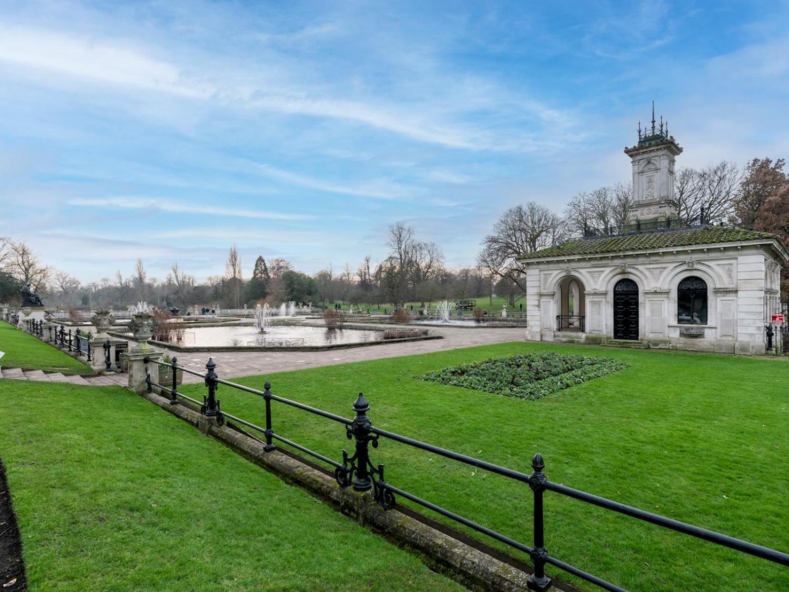 Pass The Keys Luxurious 2-bedroom Flat In Hyde Park Lejlighed London