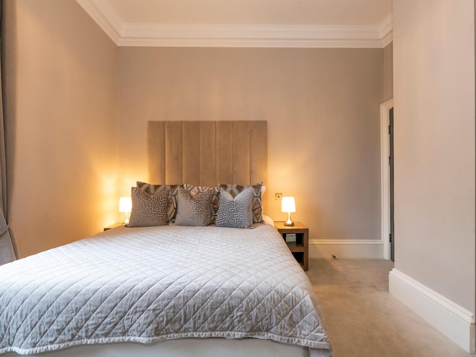 Apartment Pass The Keys Luxurious 2-bedroom Flat In Hyde Park London