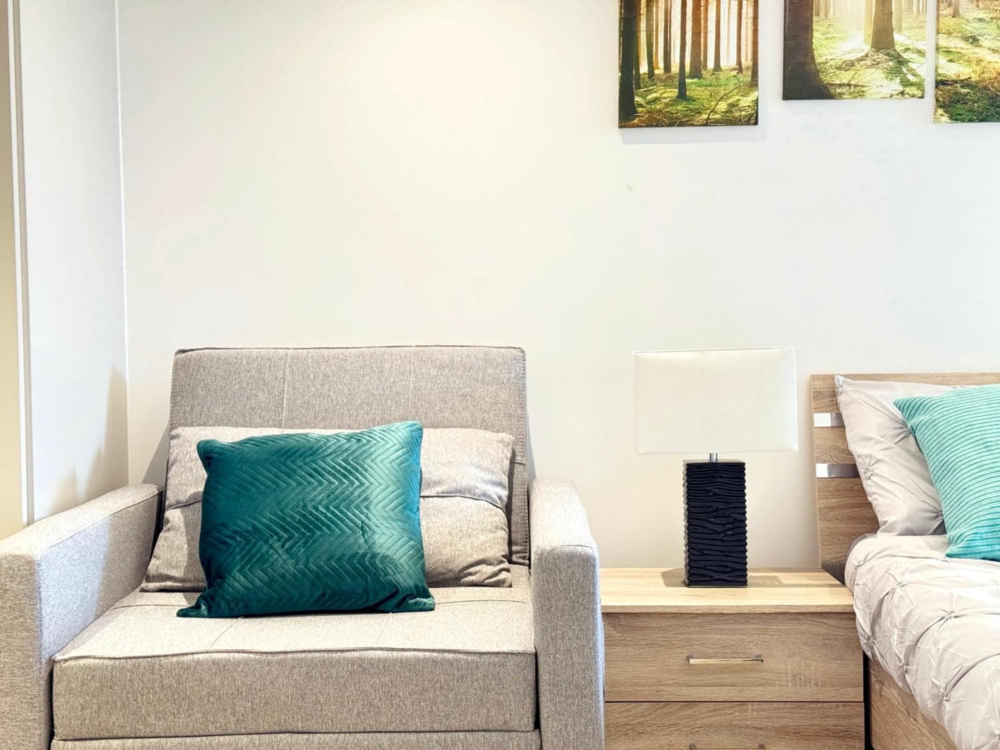 New Large 4 Bedroom & 3 Bathroom Flat Near Angel Station In Zone 1 For Max 13 Guests Leilighet