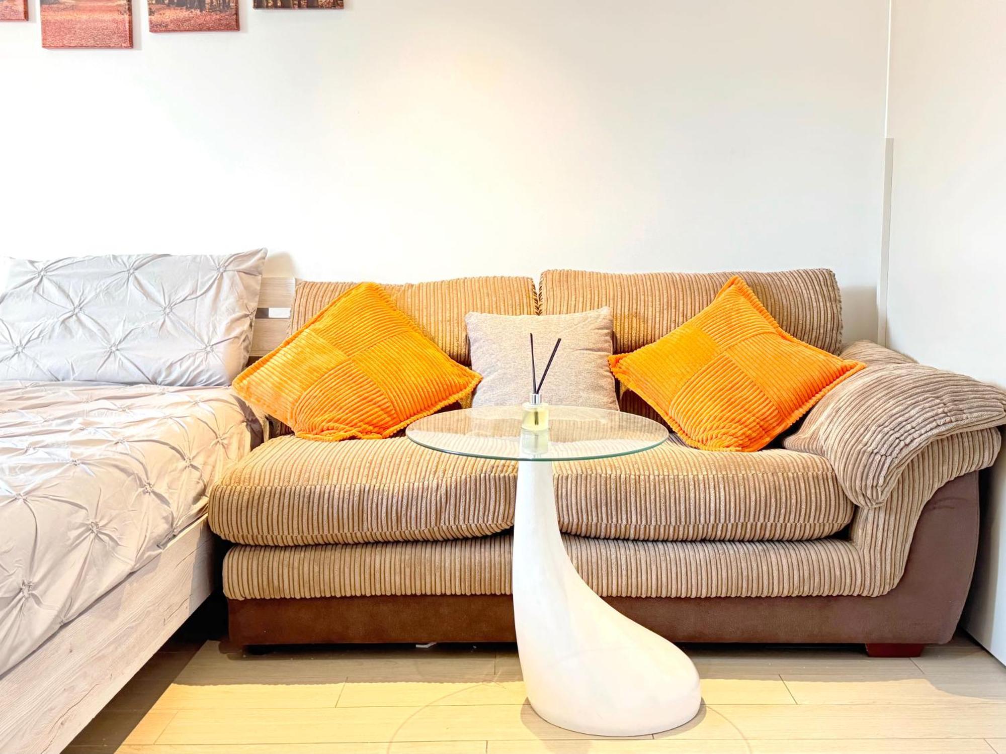 New Large 4 Bedroom & 3 Bathroom Flat Near Angel Station In Zone 1 For Max 13 Guests Leilighet
