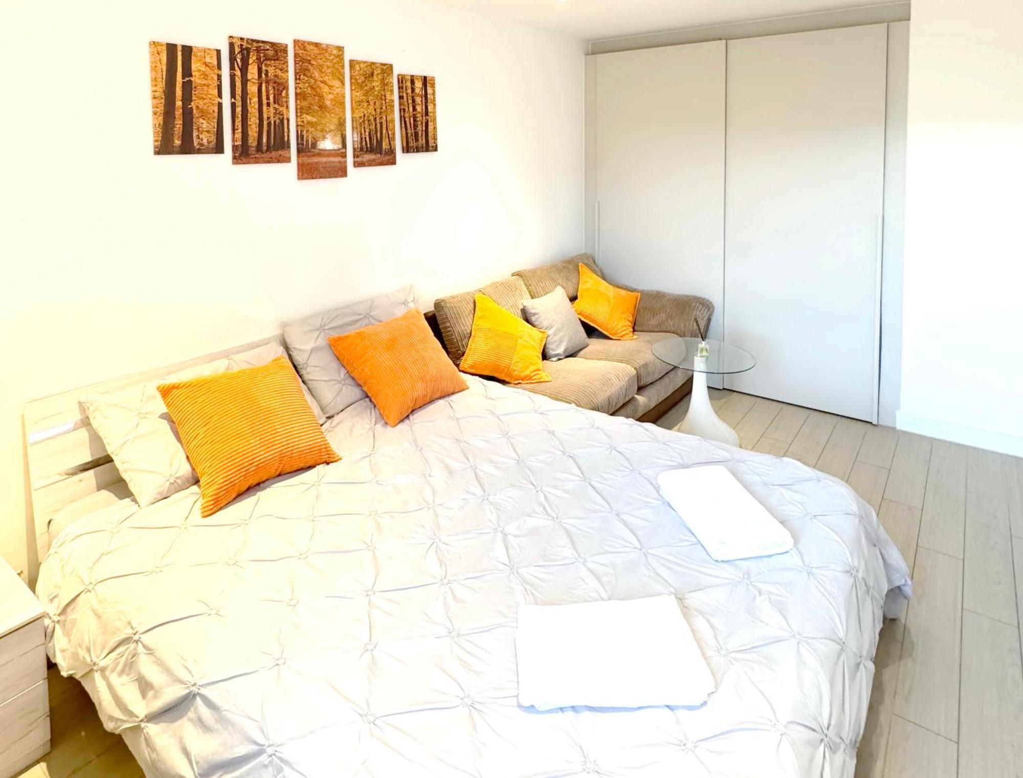 Leilighet New Large 4 Bedroom & 3 Bathroom Flat Near Angel Station In Zone 1 For Max 13 Guests London