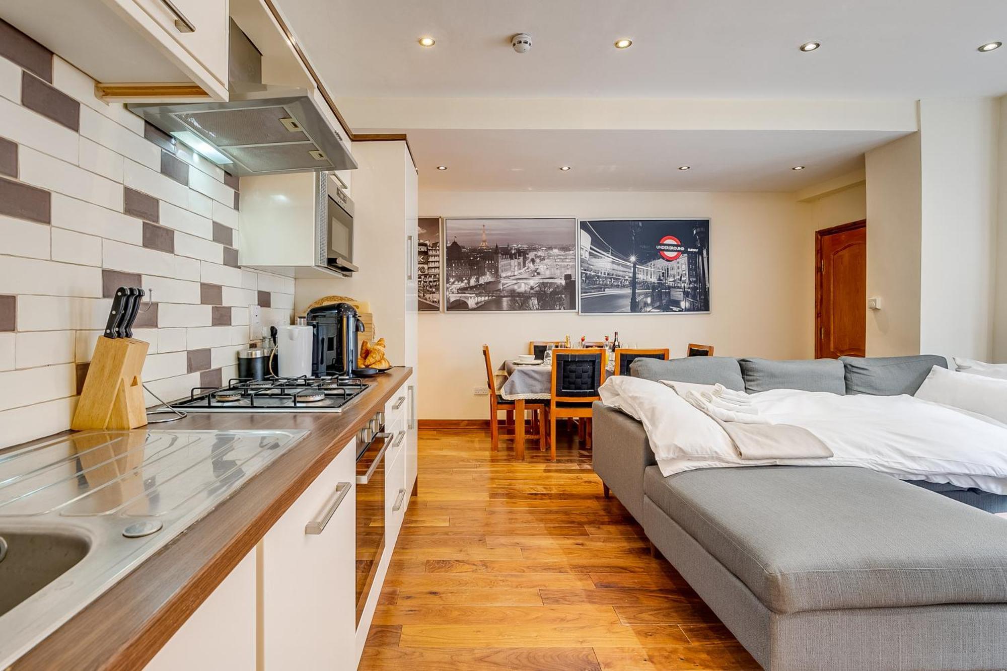 Entire Family - 2bd2bth Earl's Court Leilighet *