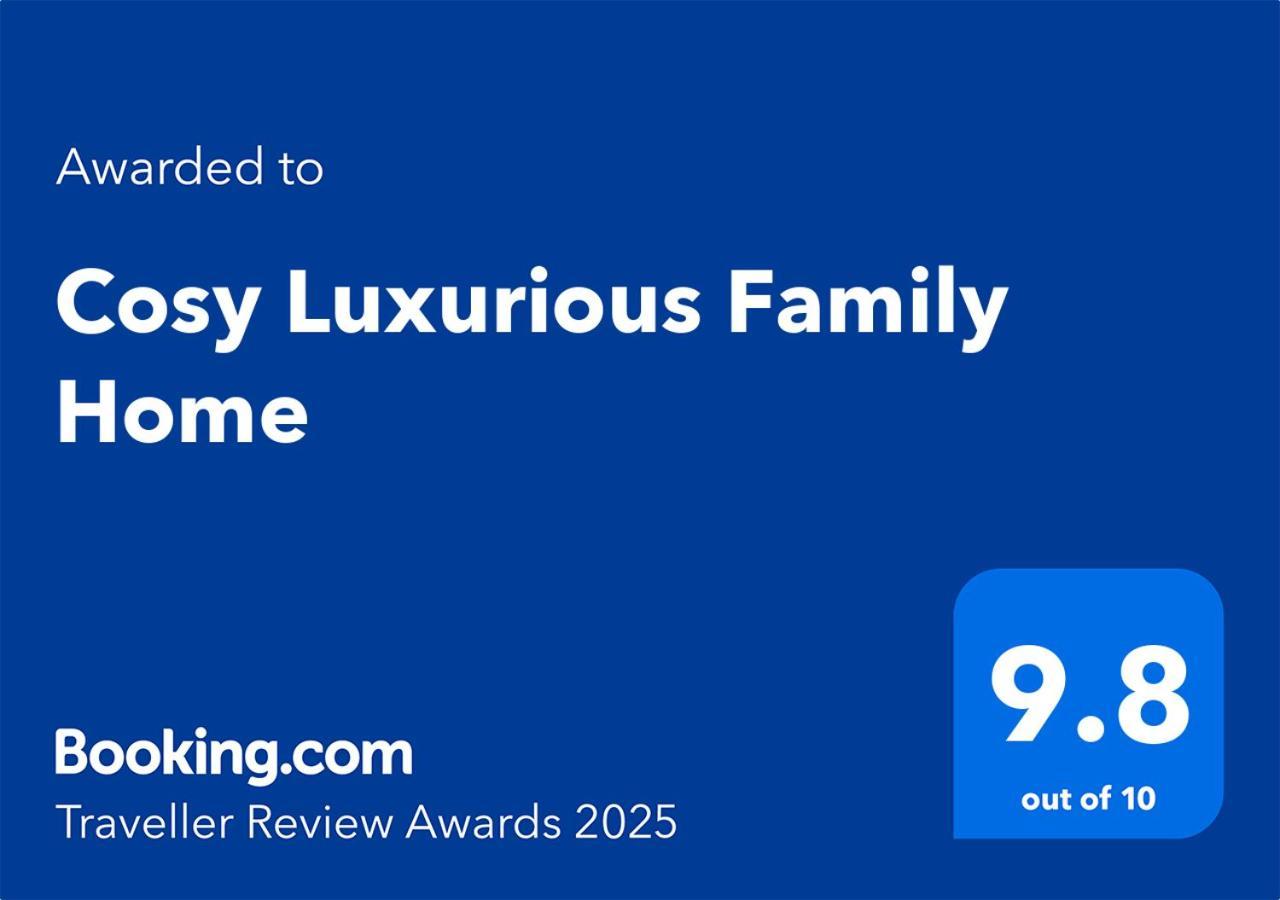 Semesterbostad Cosy Luxurious Family *