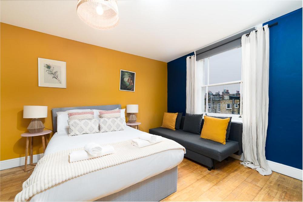 Bayswater Twelve *