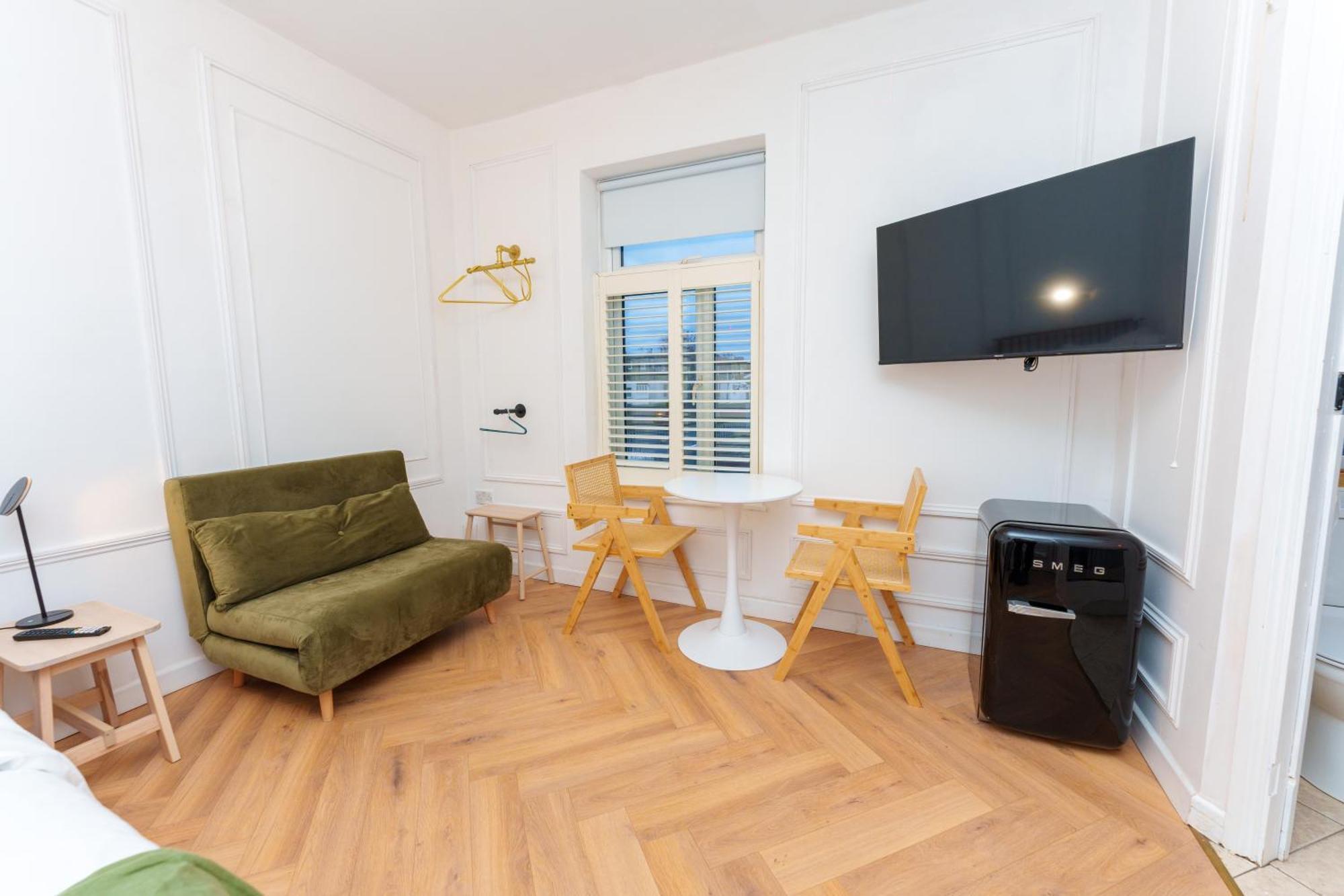Apartment In London