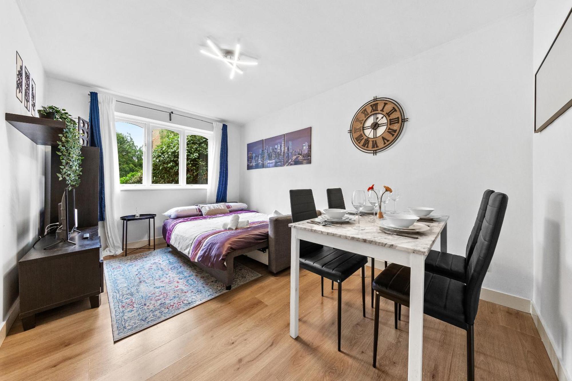 Centre Fbs Spacious Flat Appartement