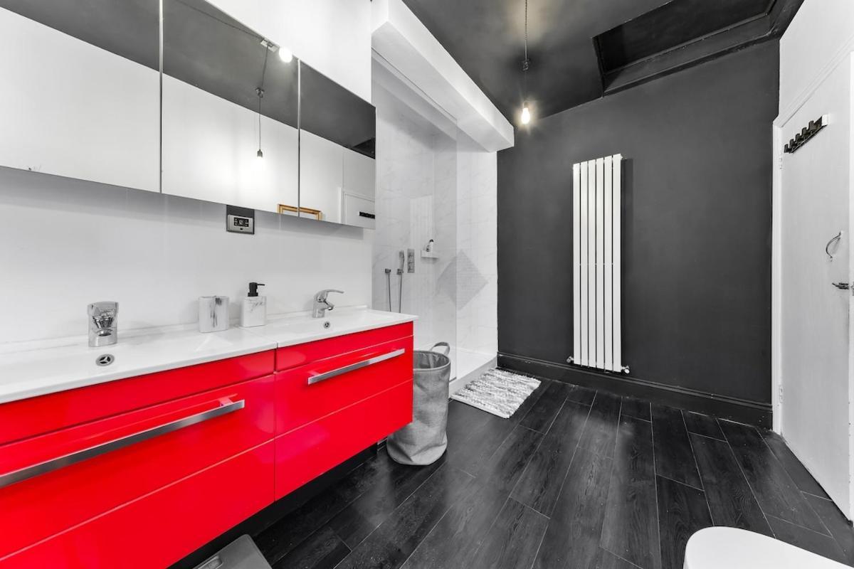 Lovely Split Level 2 Bedroom Flat In Nw London