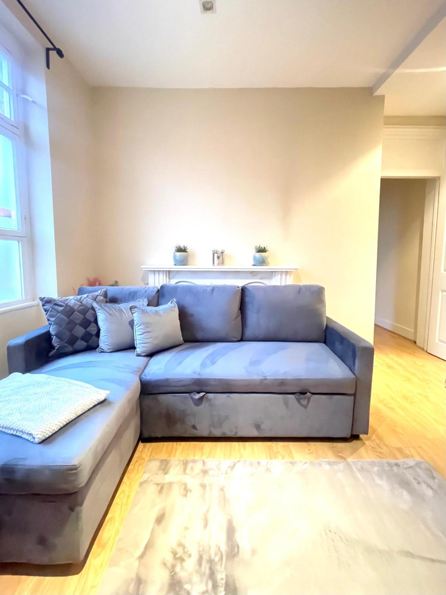 Oxford Street Apartment