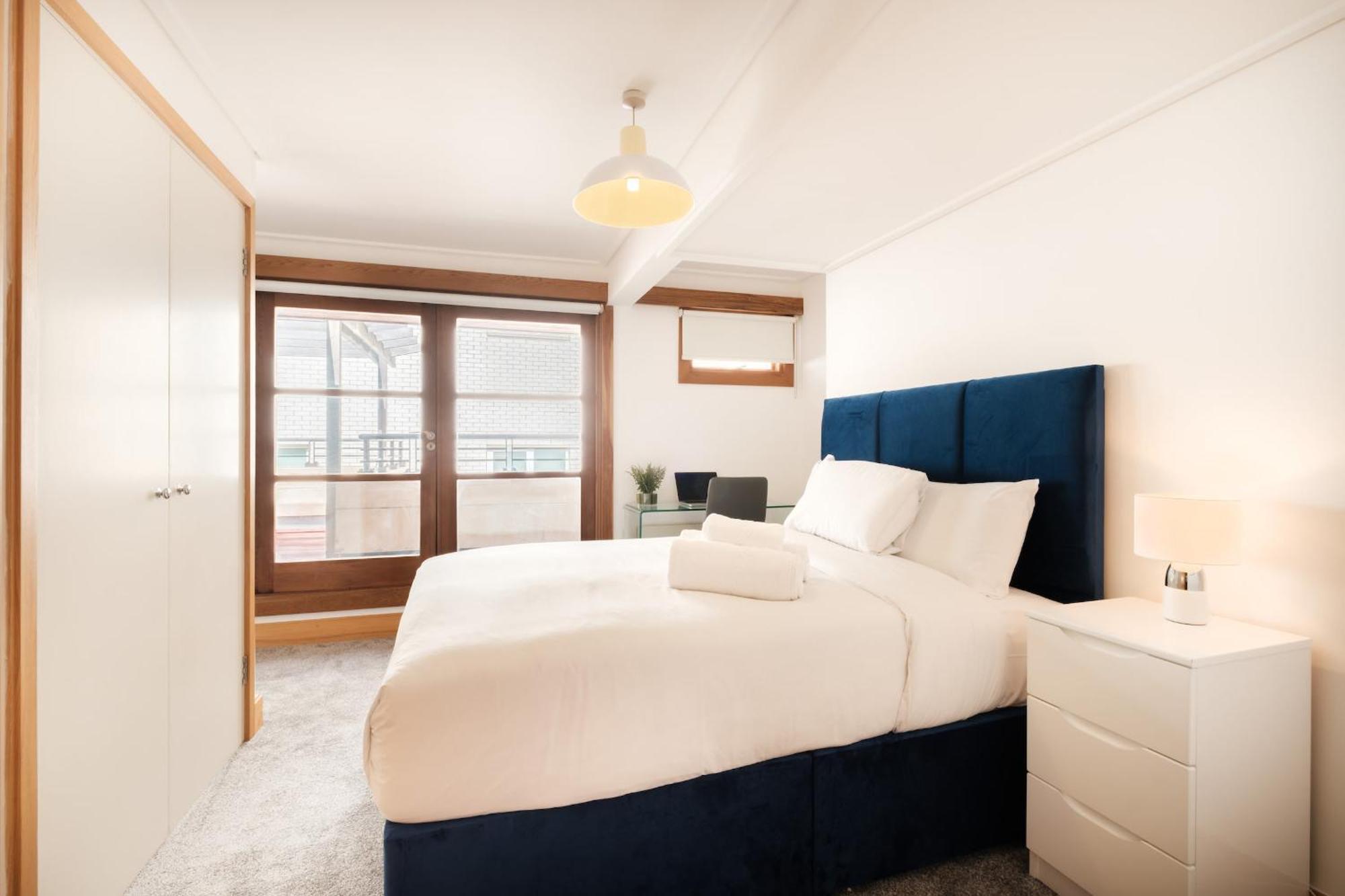 Bnbnova - 2br Penthouse With Terrace - Heart Of Holborn Lejlighed London