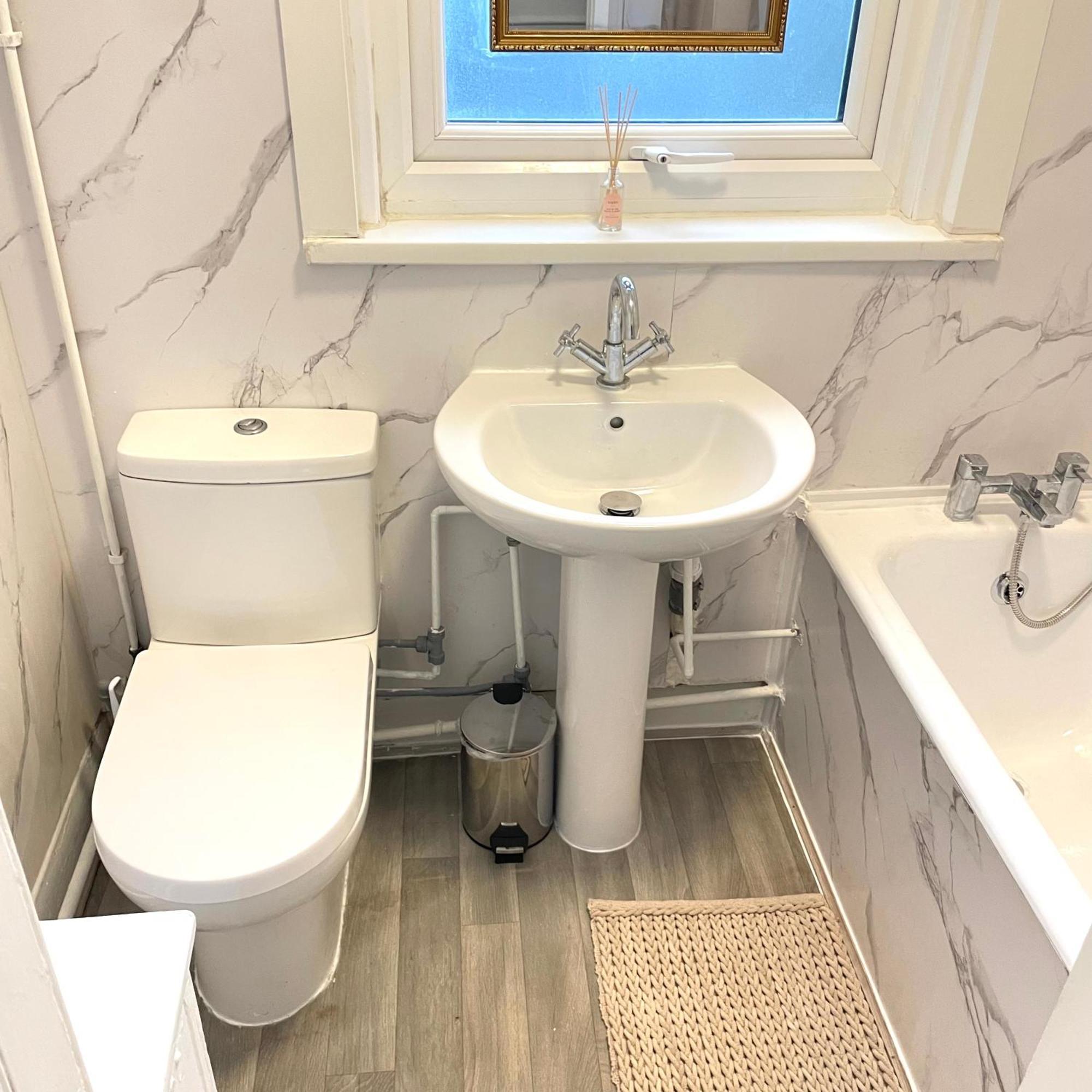 Cosy Double A Stones Throw From Wembley Stadium Pensionat London