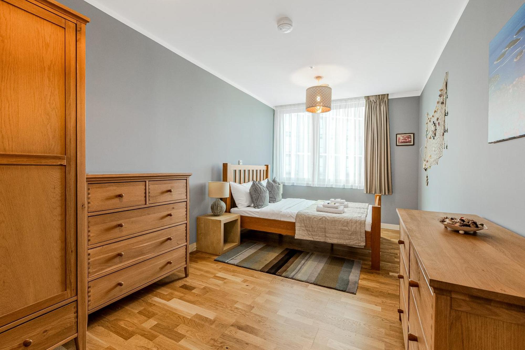 Appartement New Listing! 2br With Balcony In Stratford, 3min Dlr *