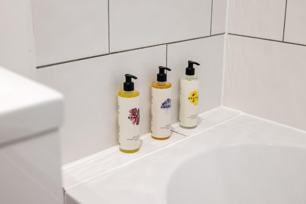 Semesterbostad Bright, Spotless Fulham With Private Garden *