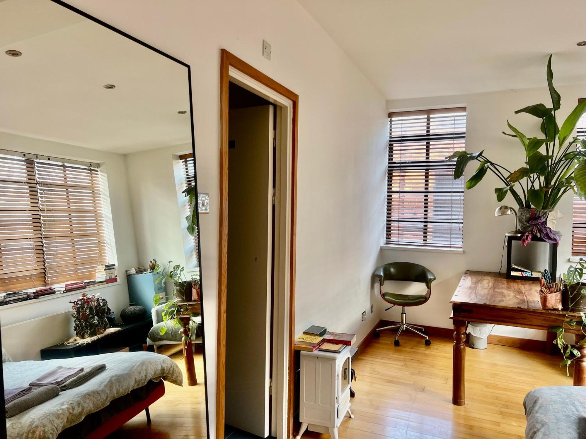 Guest house Huge In Loft With Sauna In *