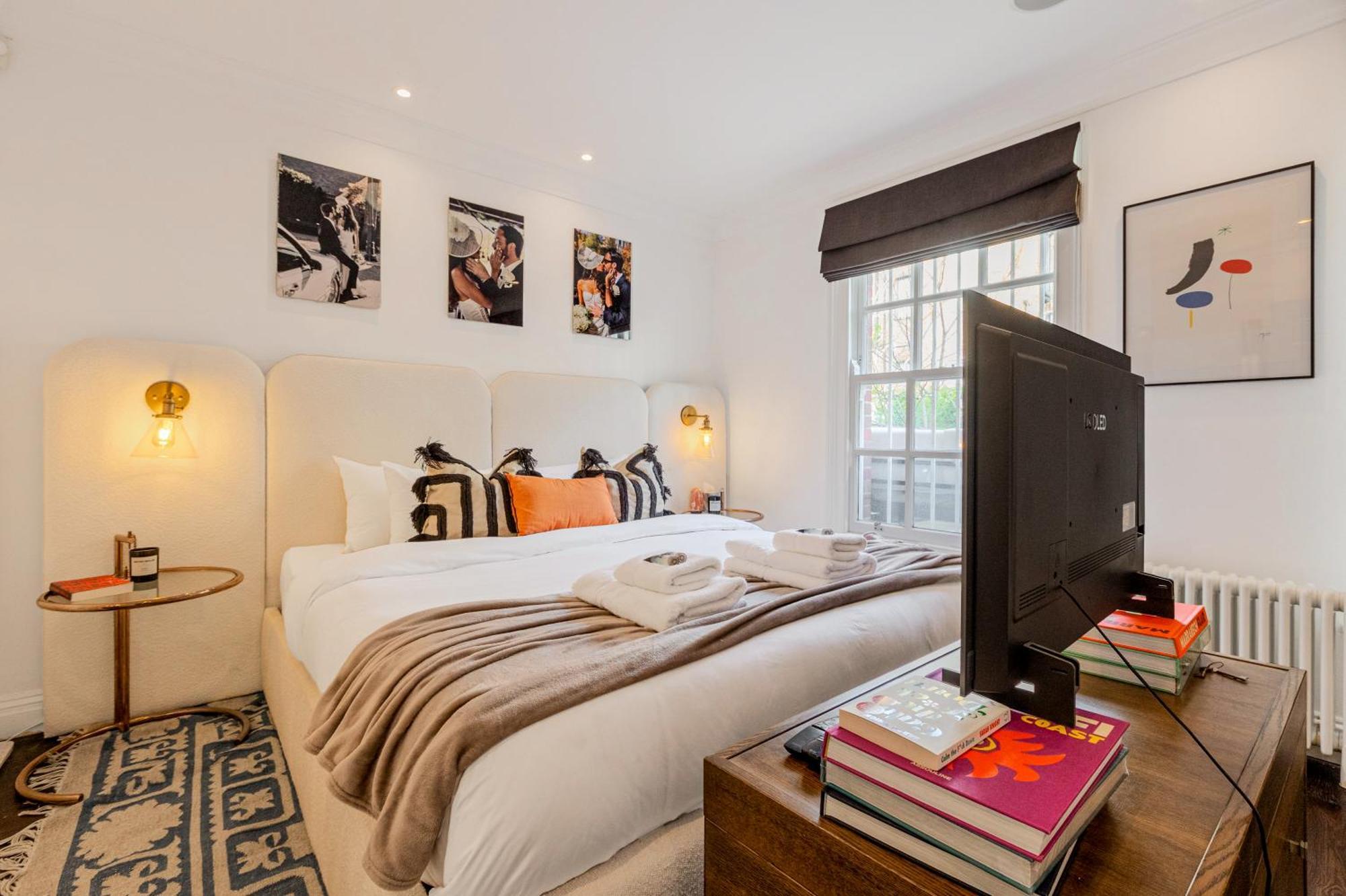 Lägenhet New 3lvl 3br With Garden, Prime Knightsbridge London