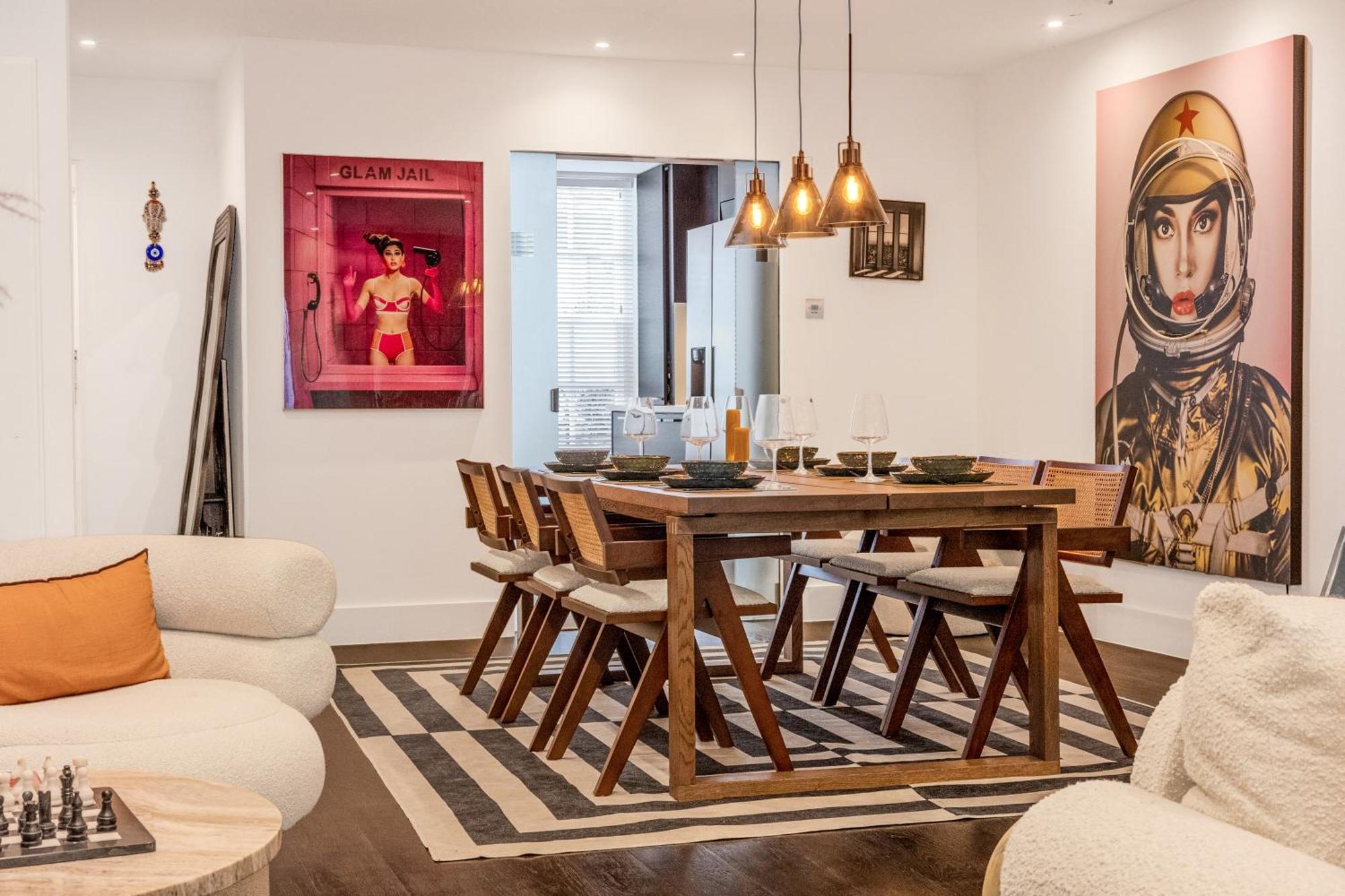 Lägenhet New 3lvl 3br With Garden, Prime Knightsbridge London